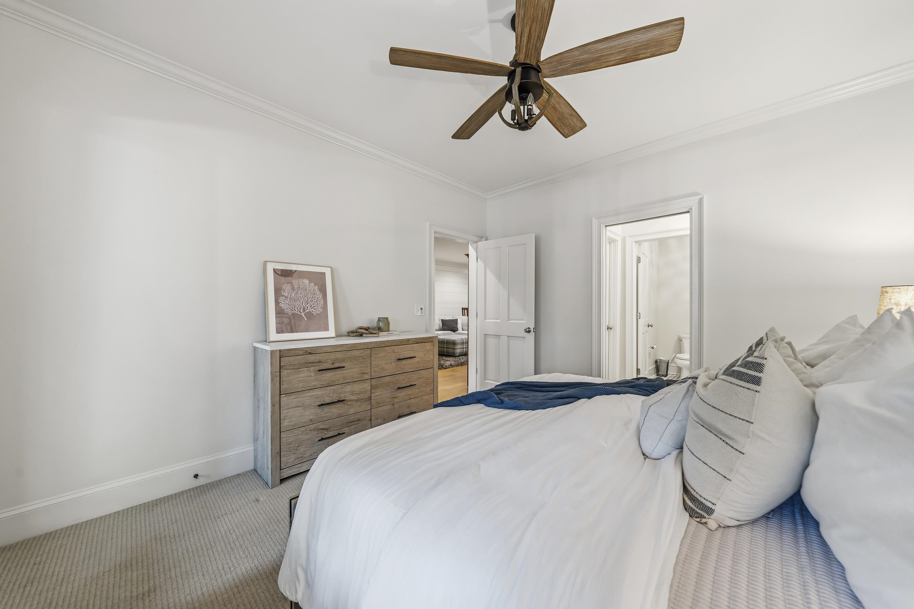 1021 LOCKETS TRAIL