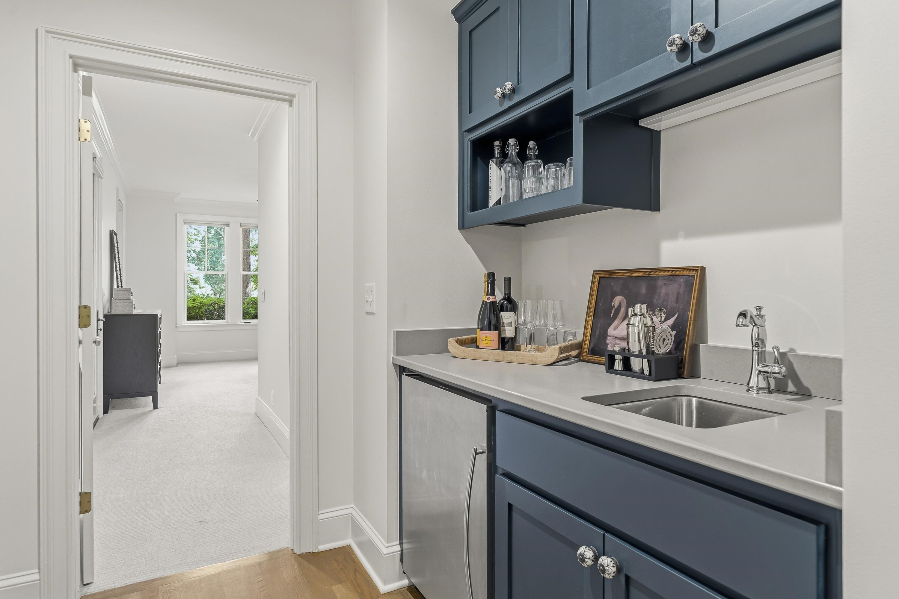 1021 LOCKETS TRAIL