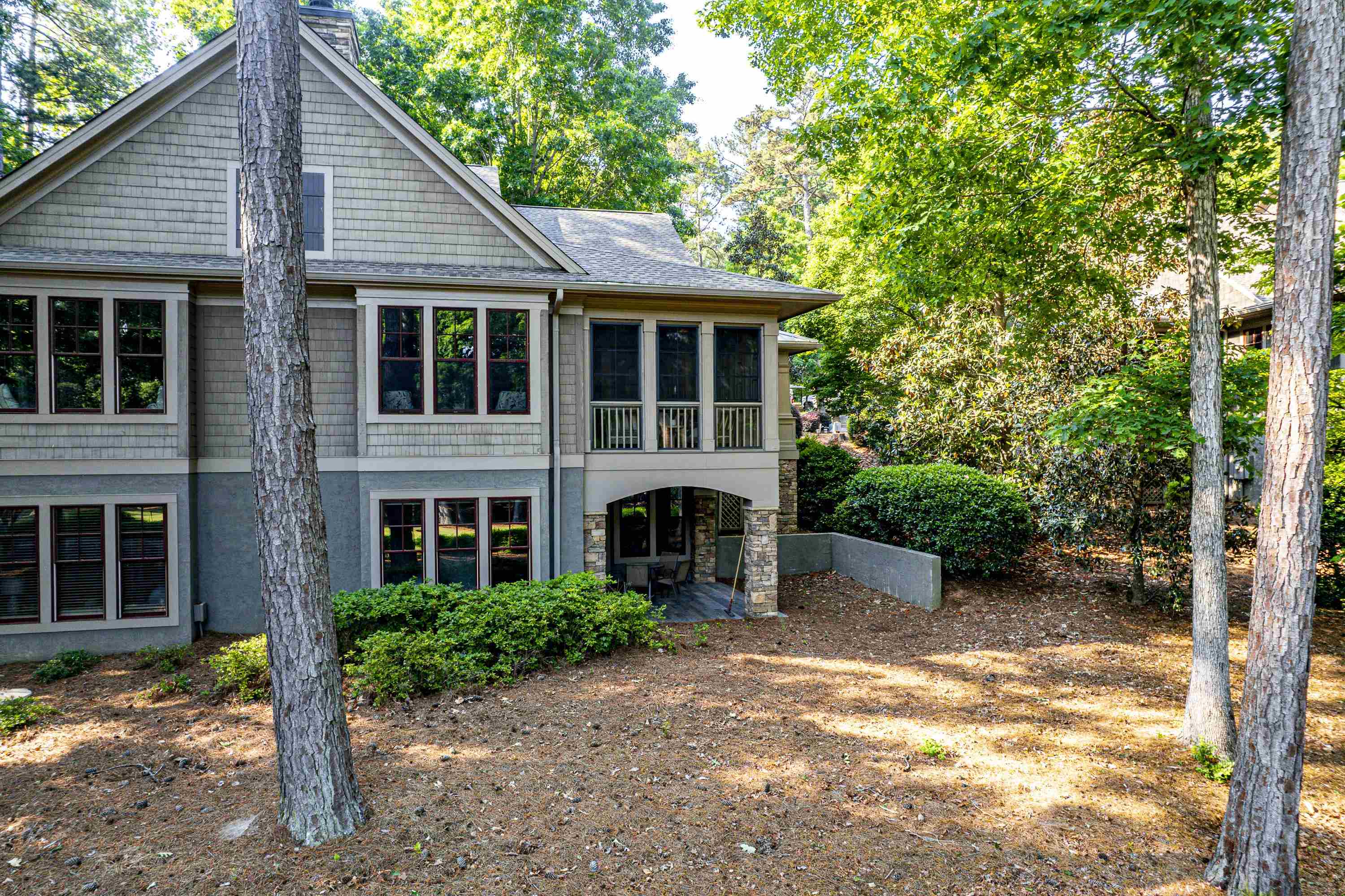 1021 LOCKETS TRAIL