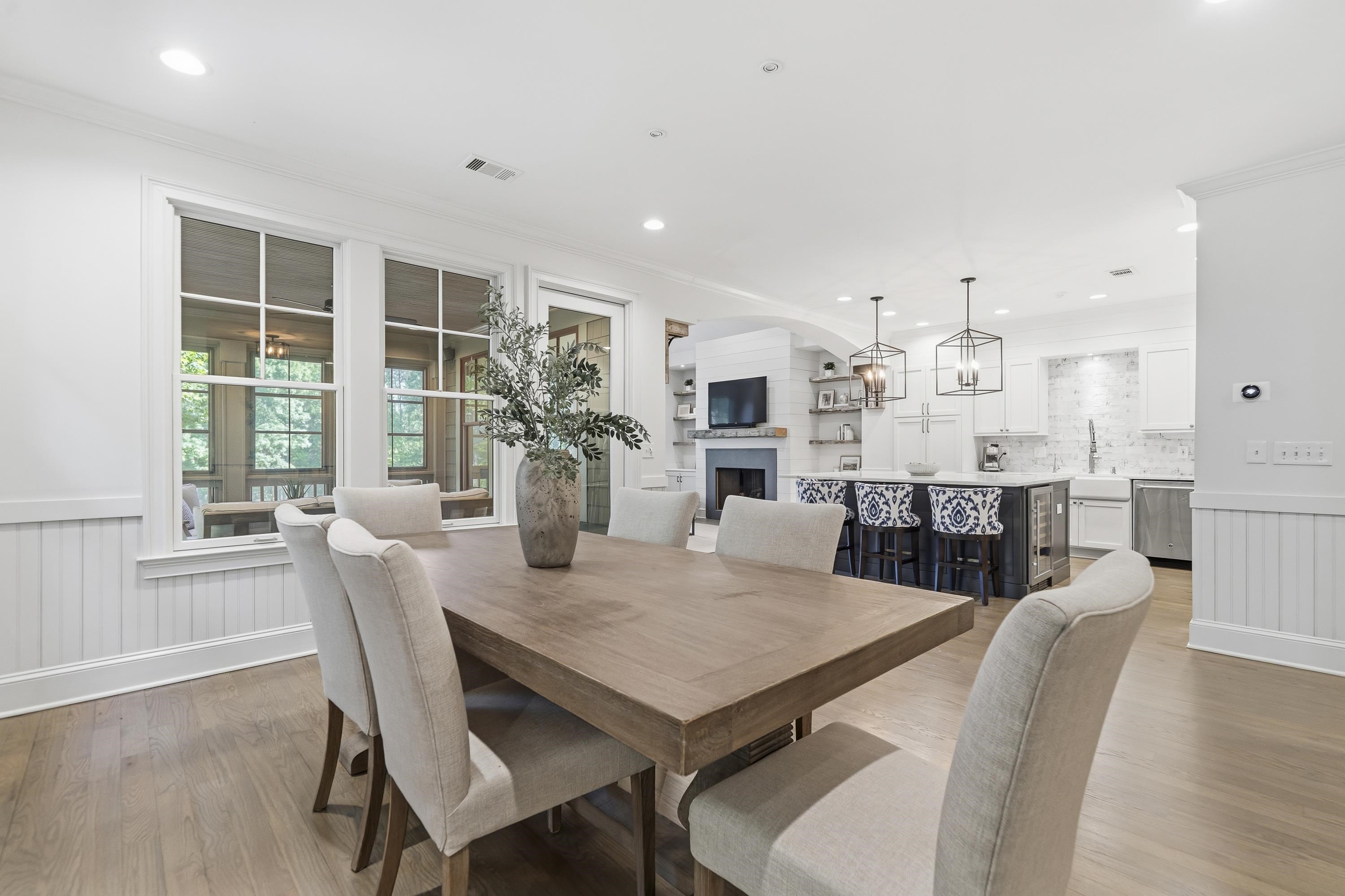 1021 LOCKETS TRAIL