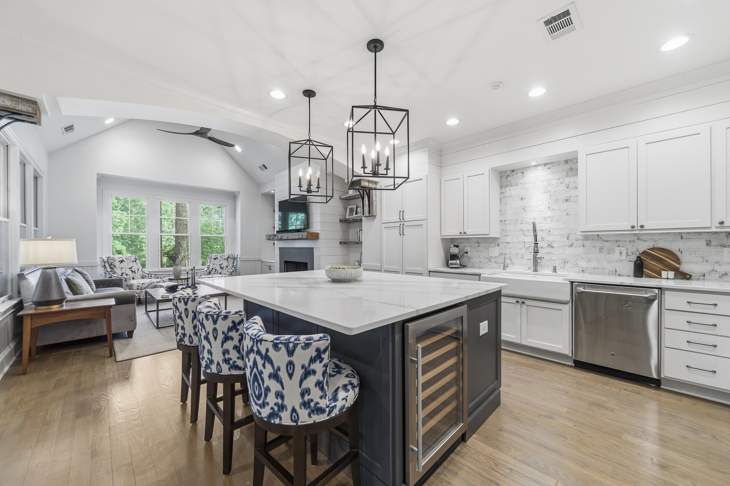 1021 LOCKETS TRAIL