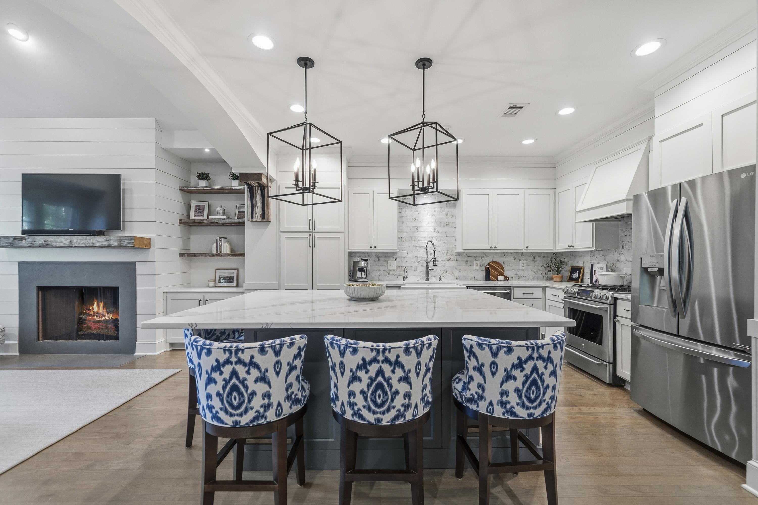 1021 LOCKETS TRAIL