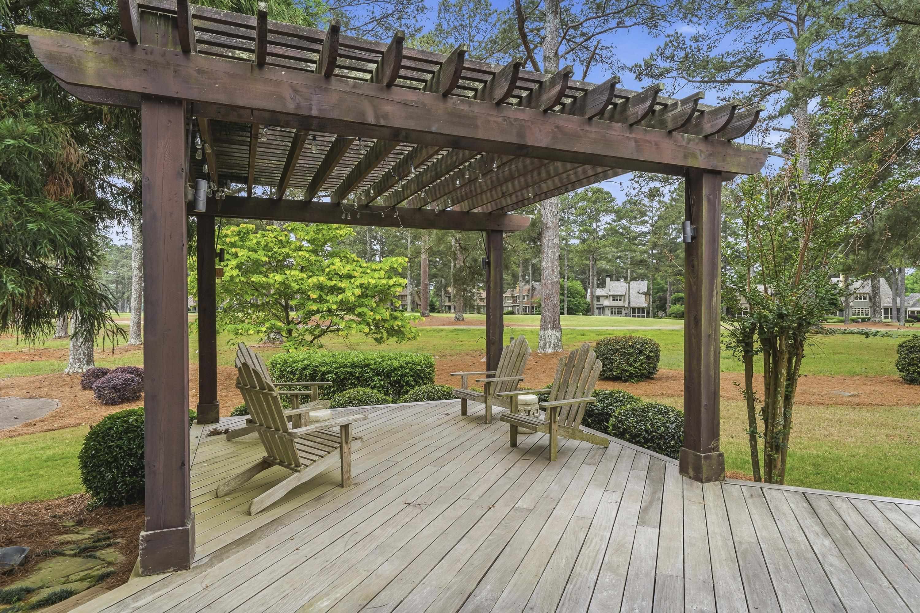 138 ARBORS LANE