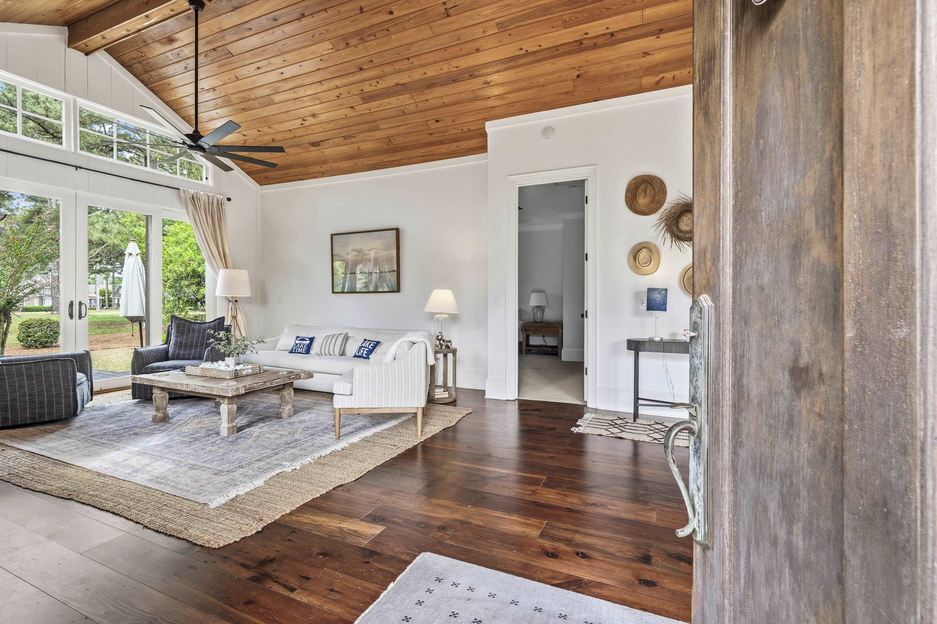 138 ARBORS LANE