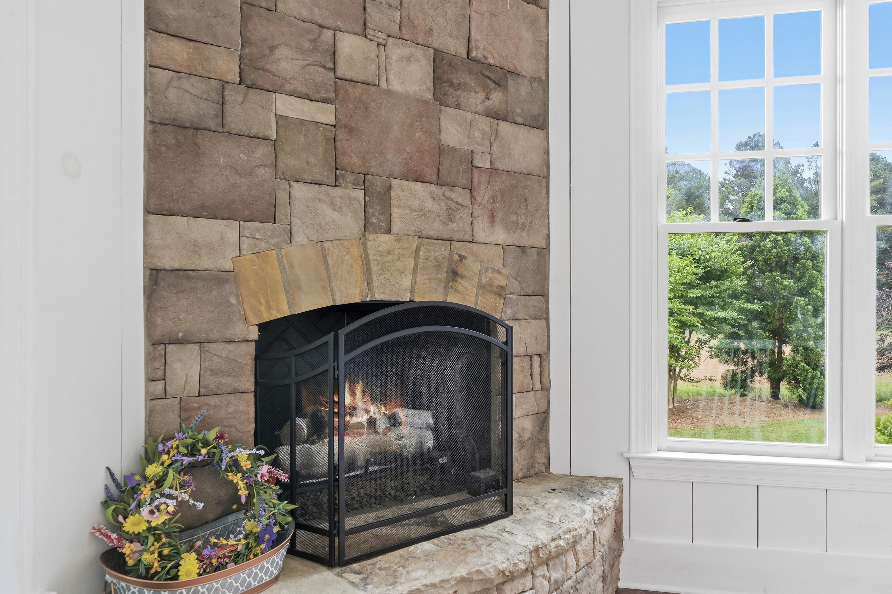 138 ARBORS LANE