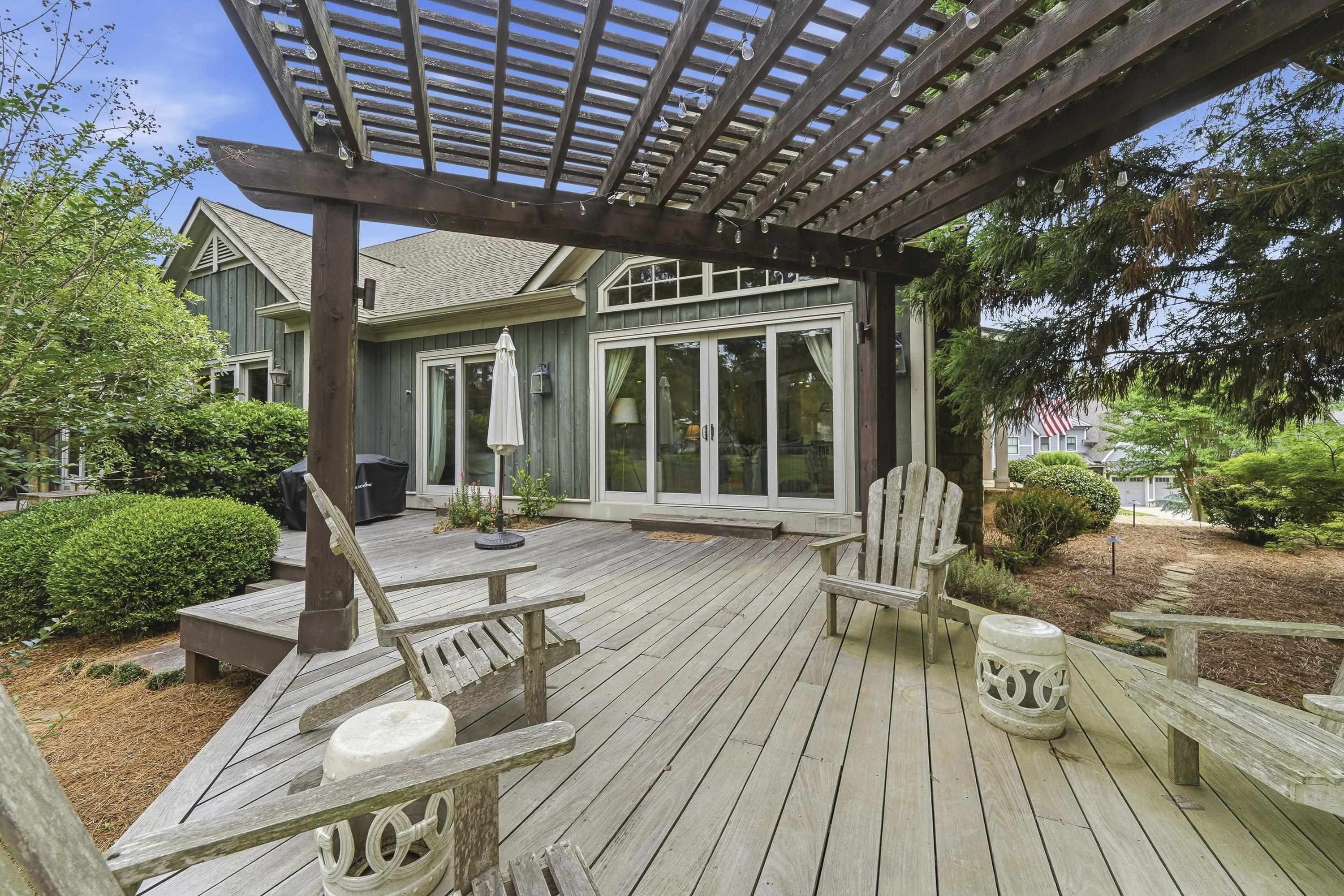 138 ARBORS LANE