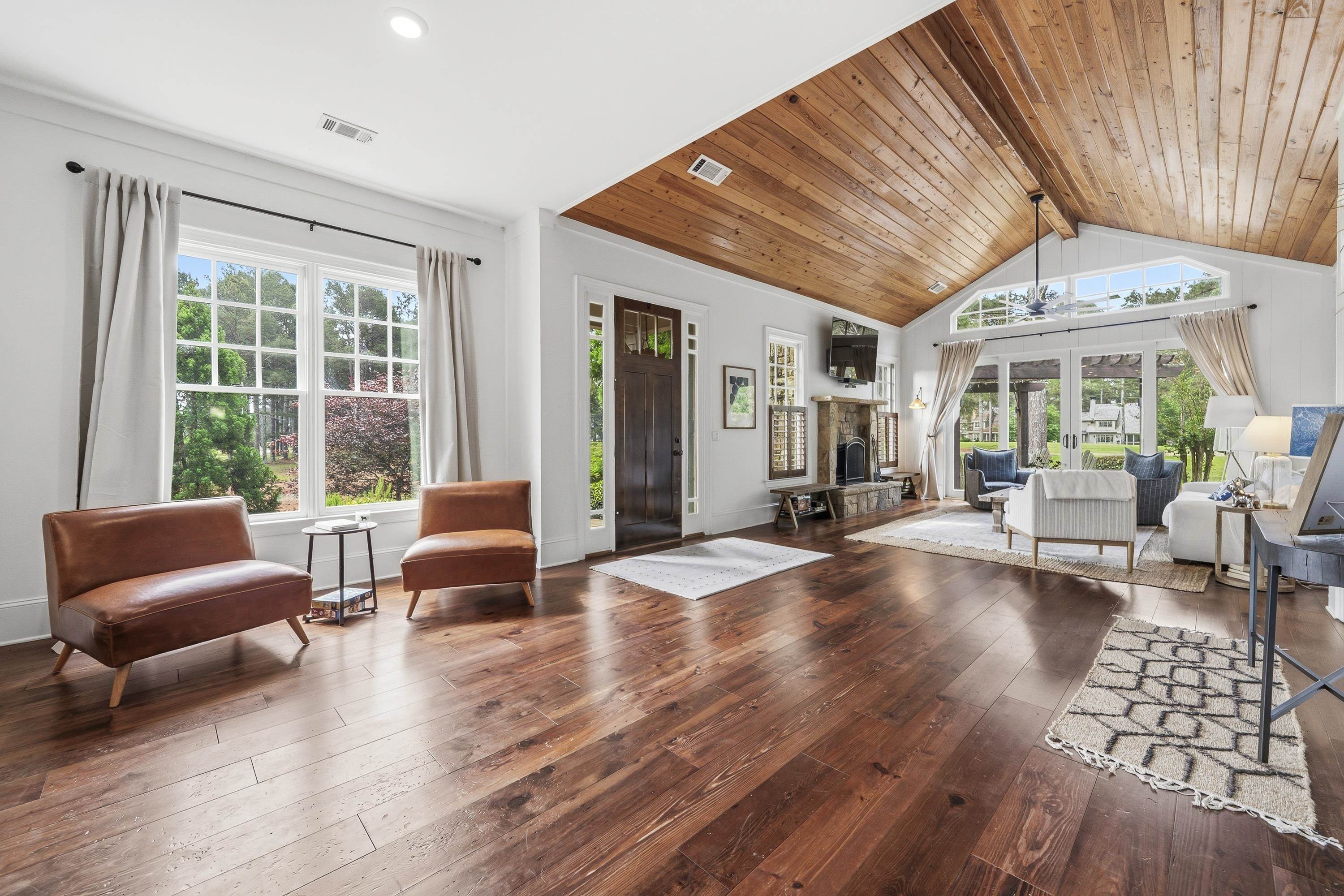 138 ARBORS LANE