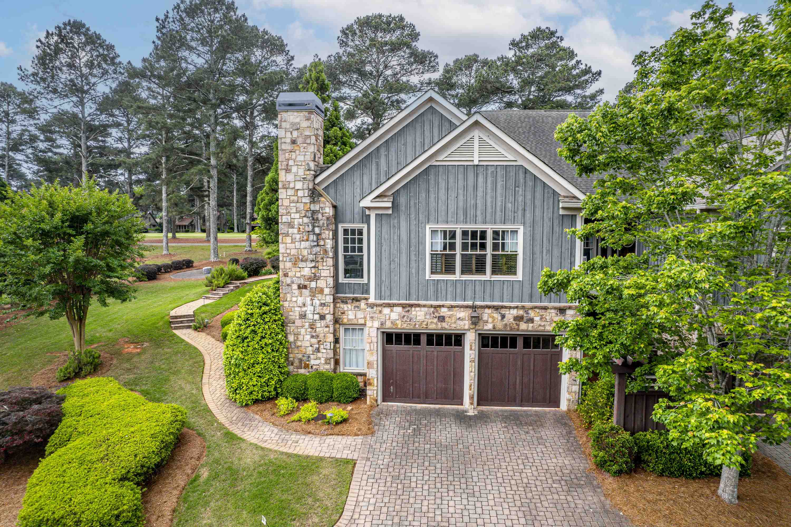 138 ARBORS LANE