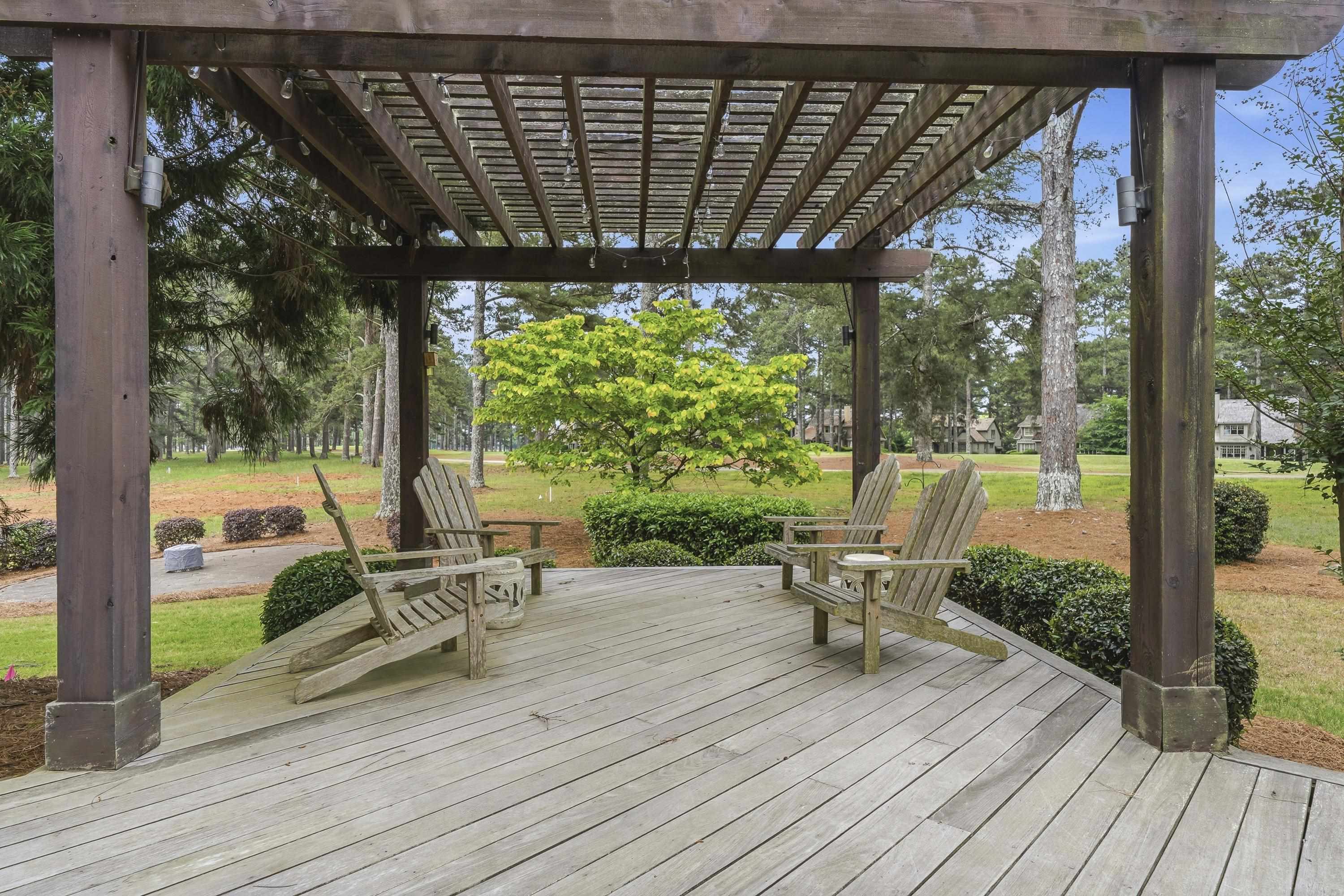138 ARBORS LANE