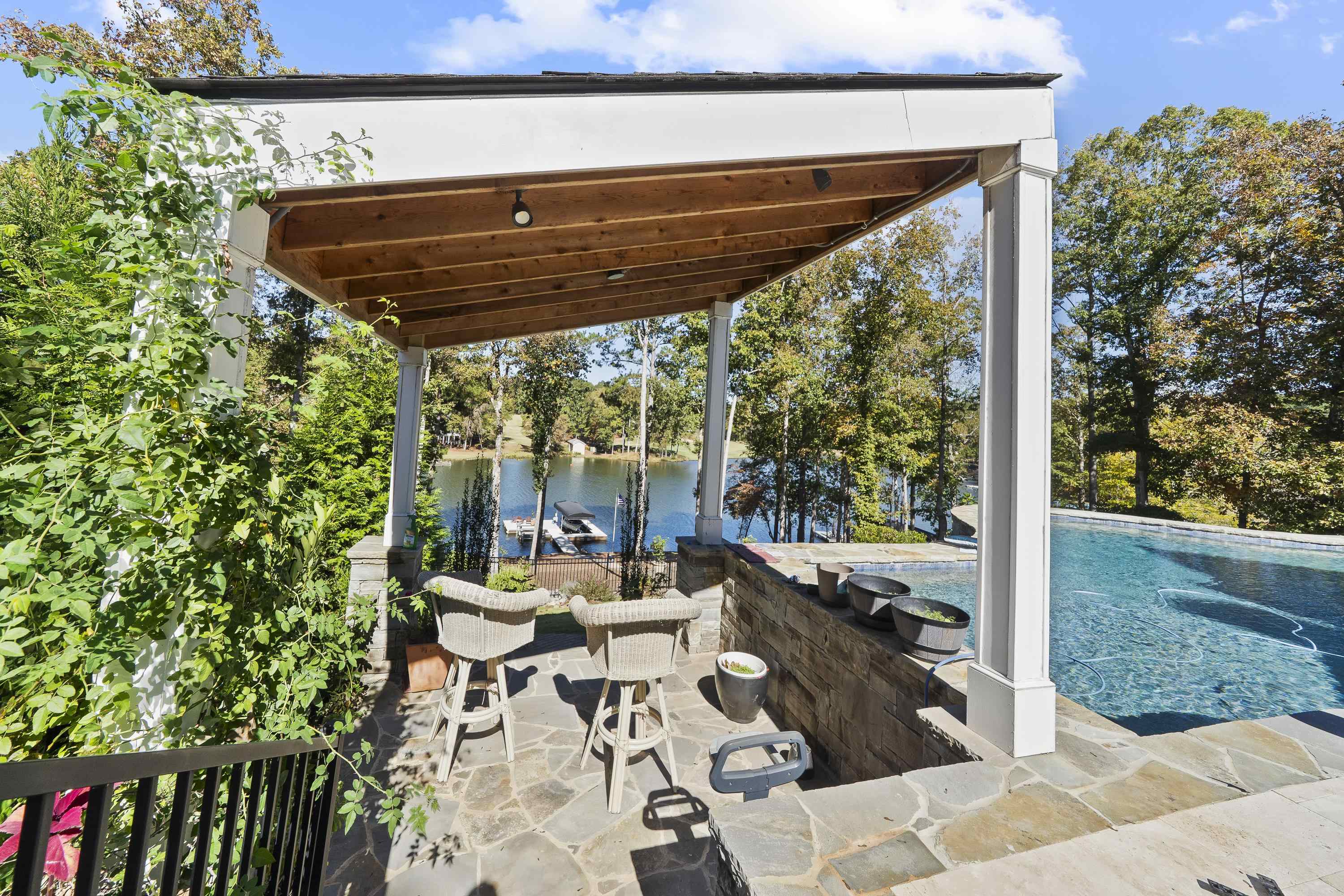2691 CLUB DRIVE