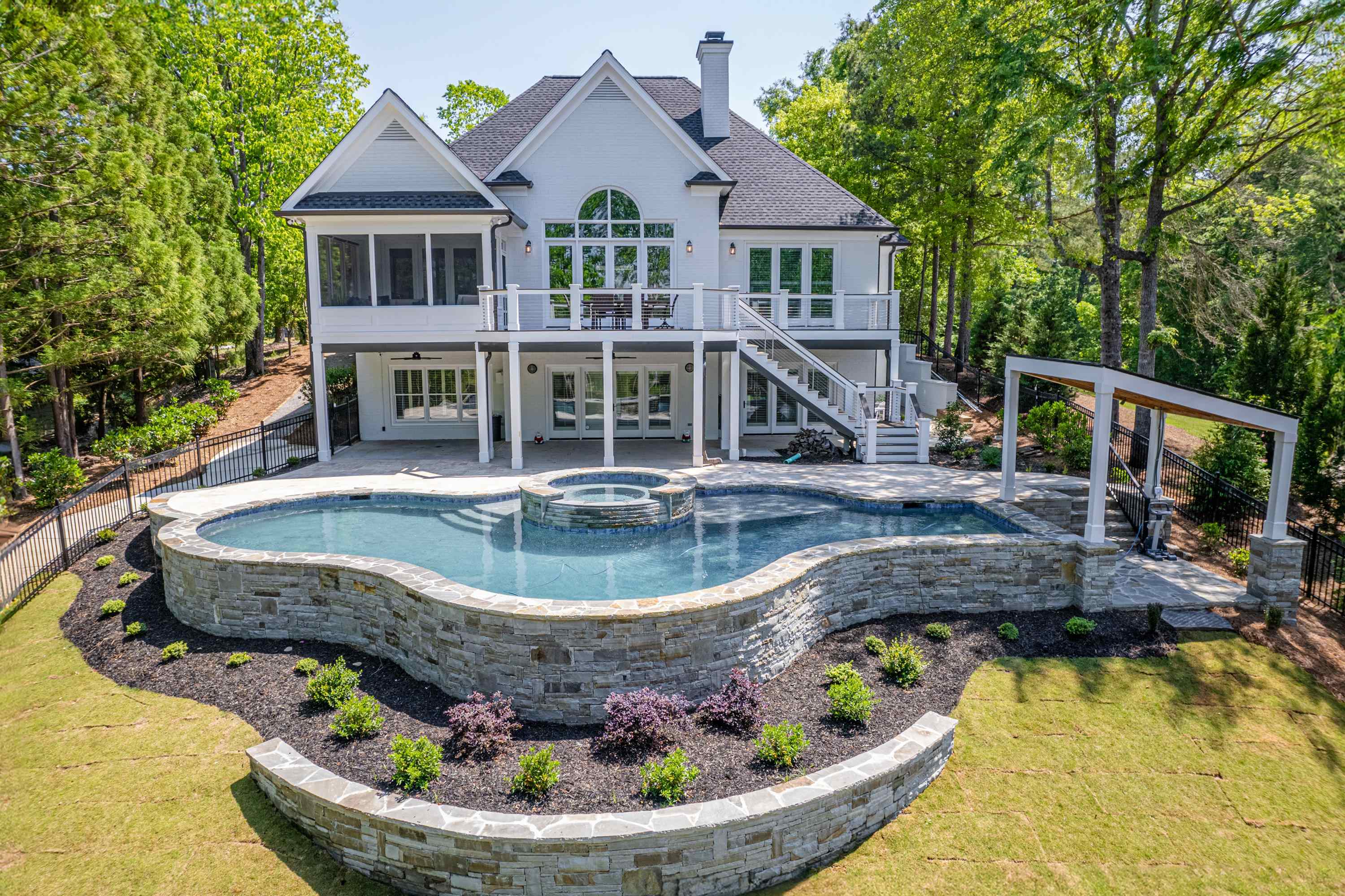 2691 CLUB DRIVE