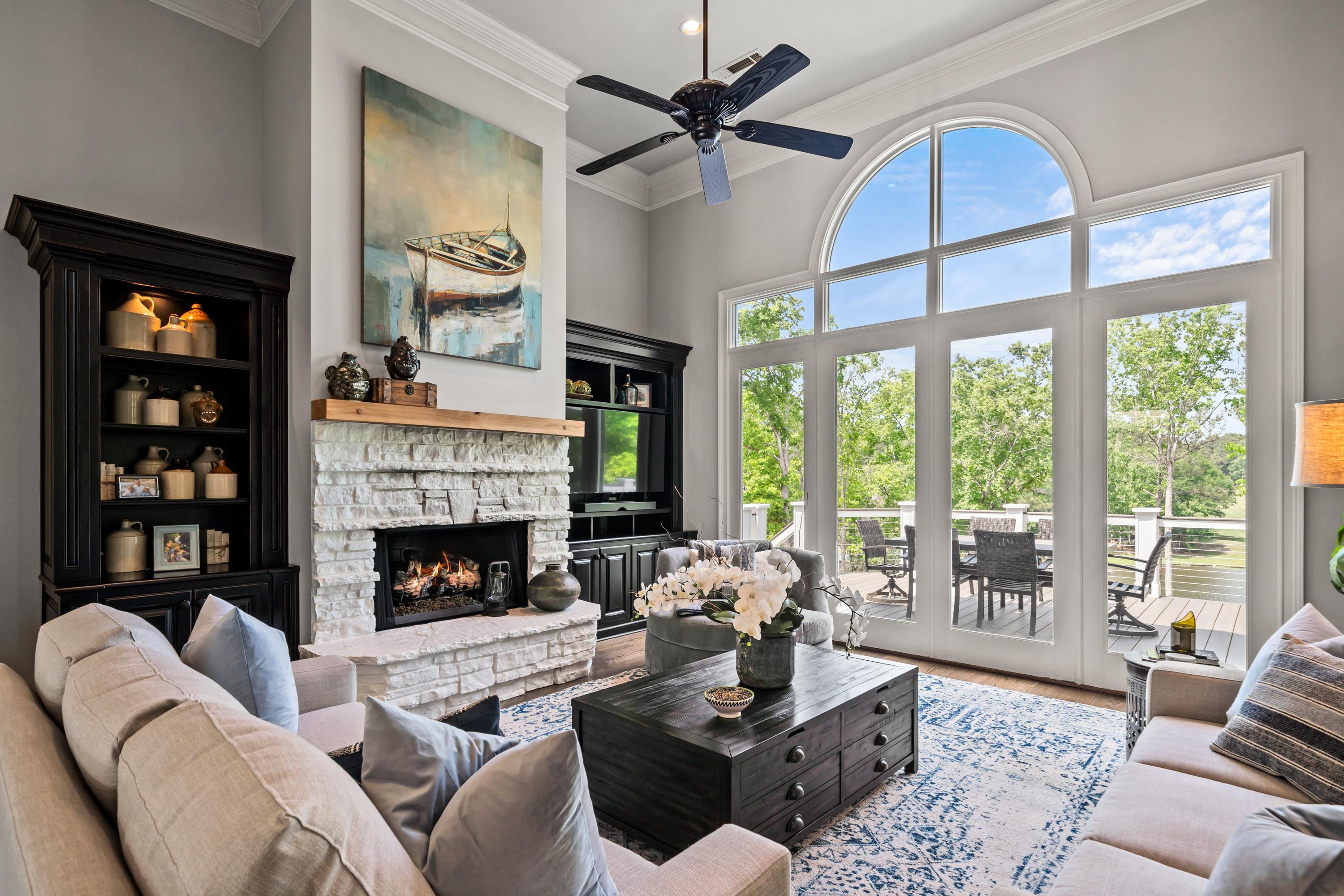 2691 CLUB DRIVE