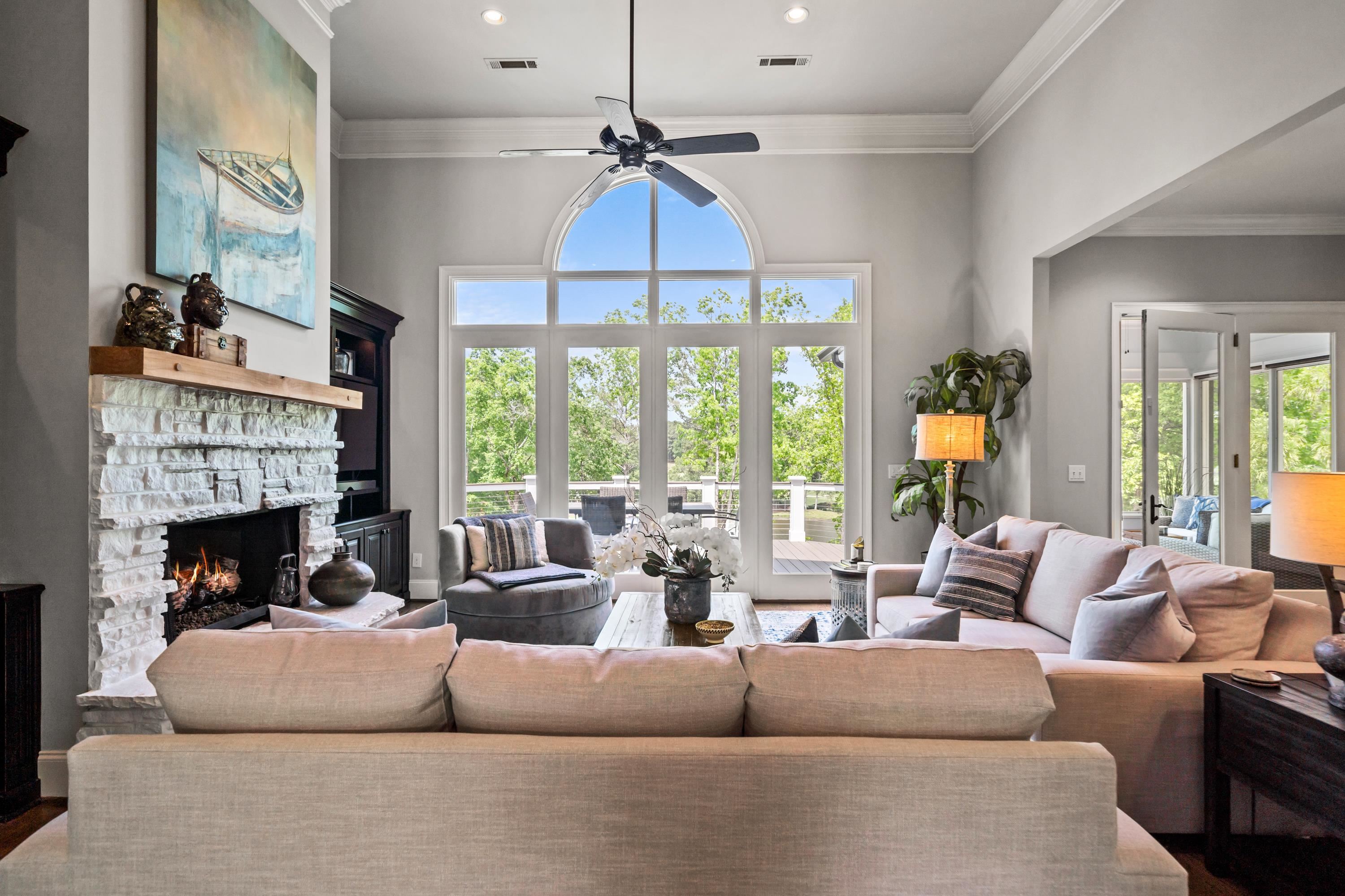 2691 CLUB DRIVE