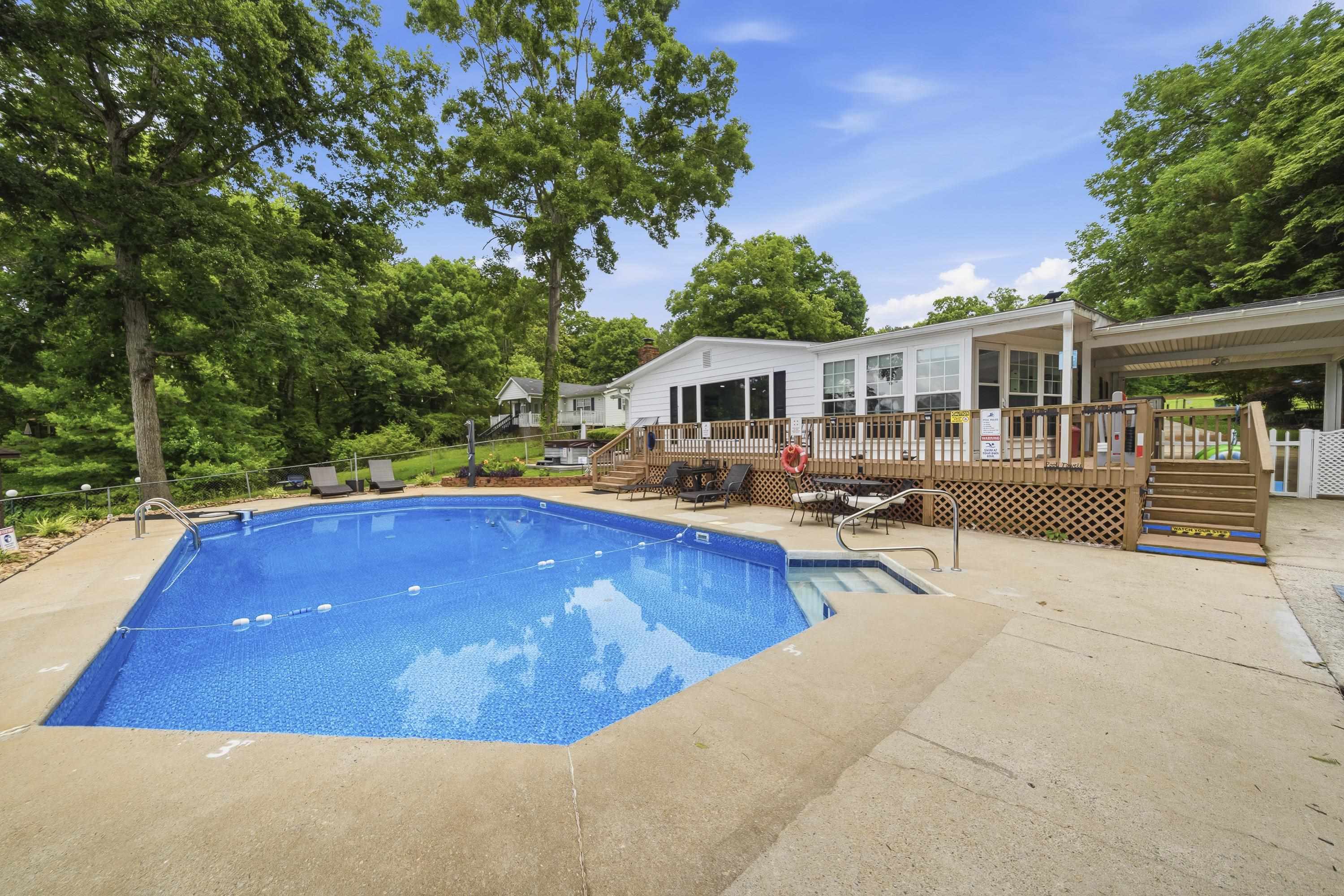 339 THOMAS DRIVE