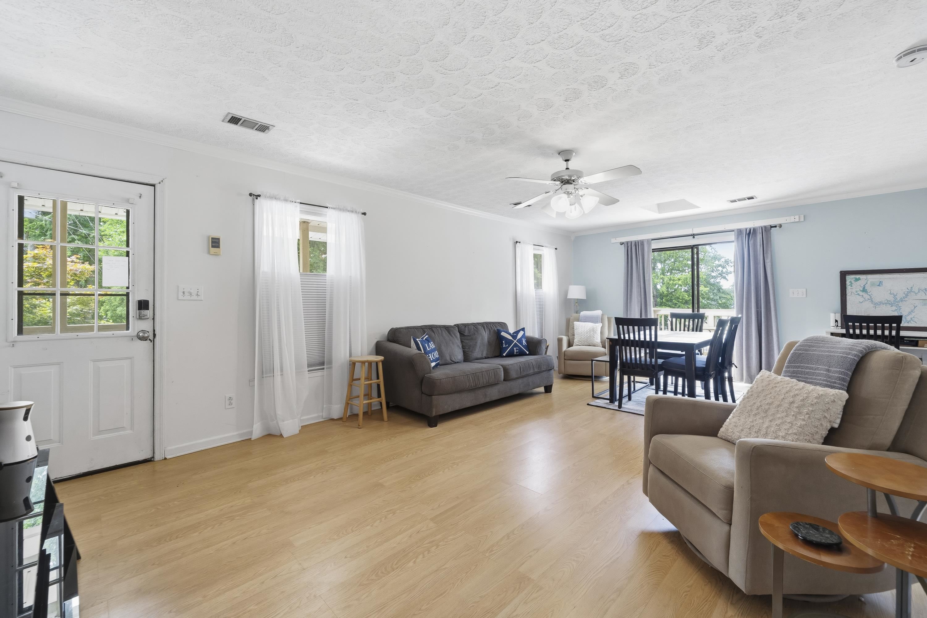 339 THOMAS DRIVE