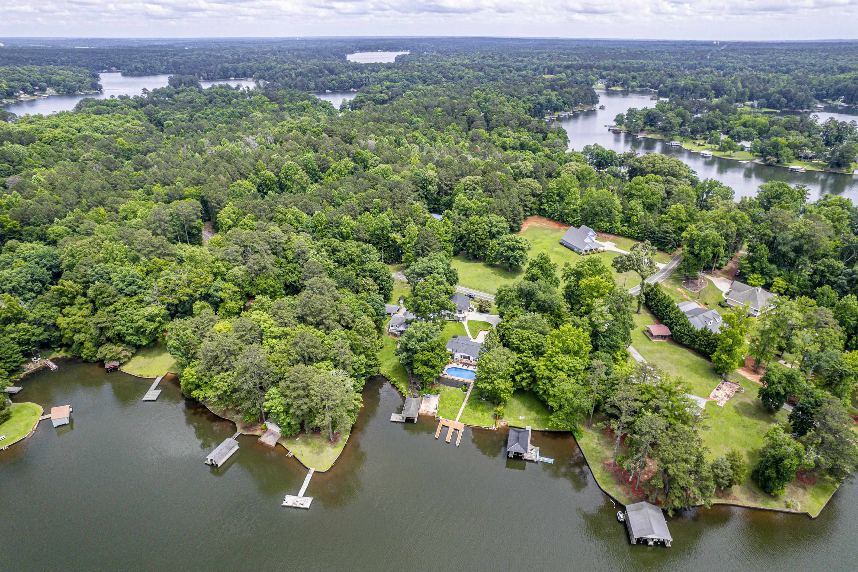 339 THOMAS DRIVE