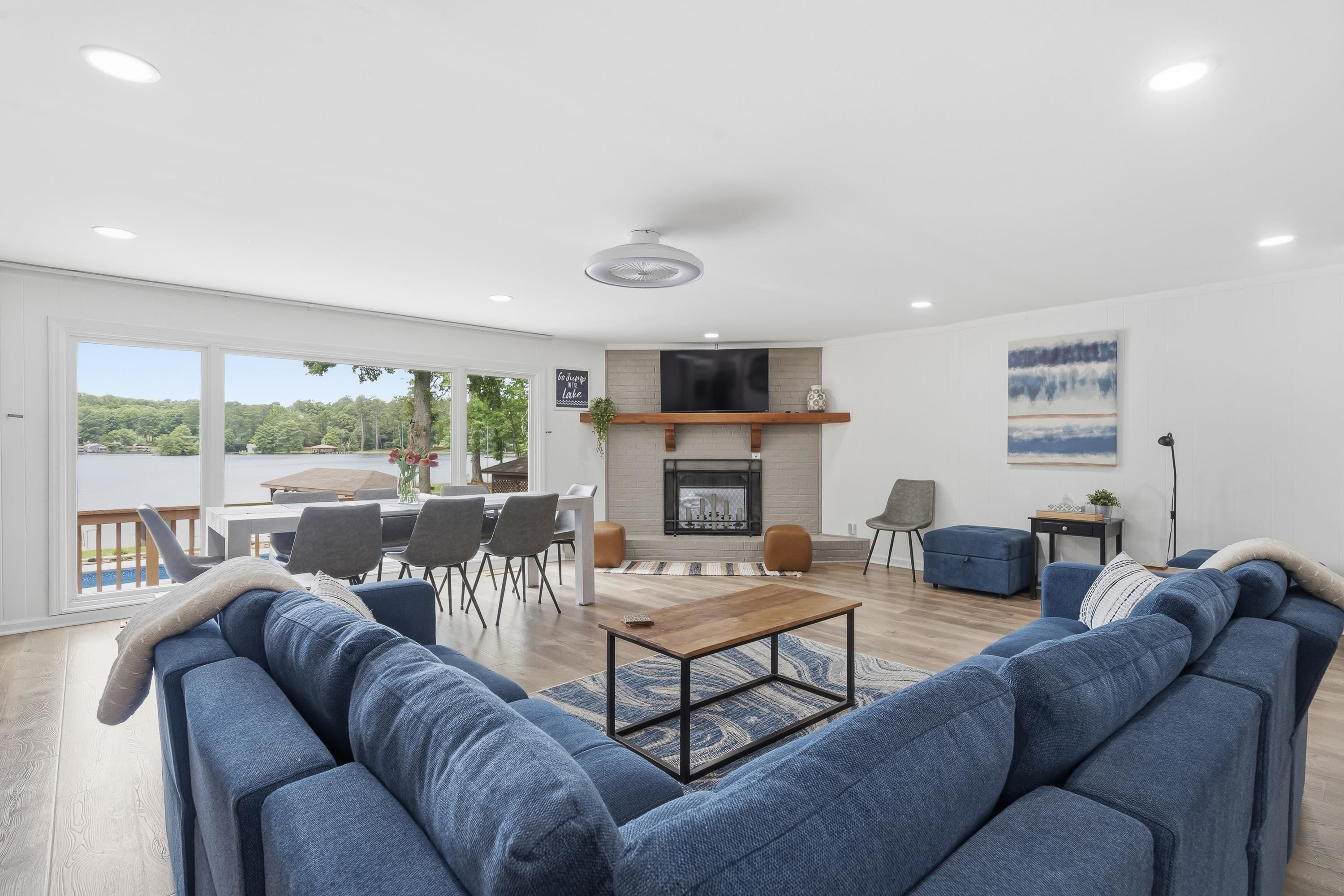 339 THOMAS DRIVE