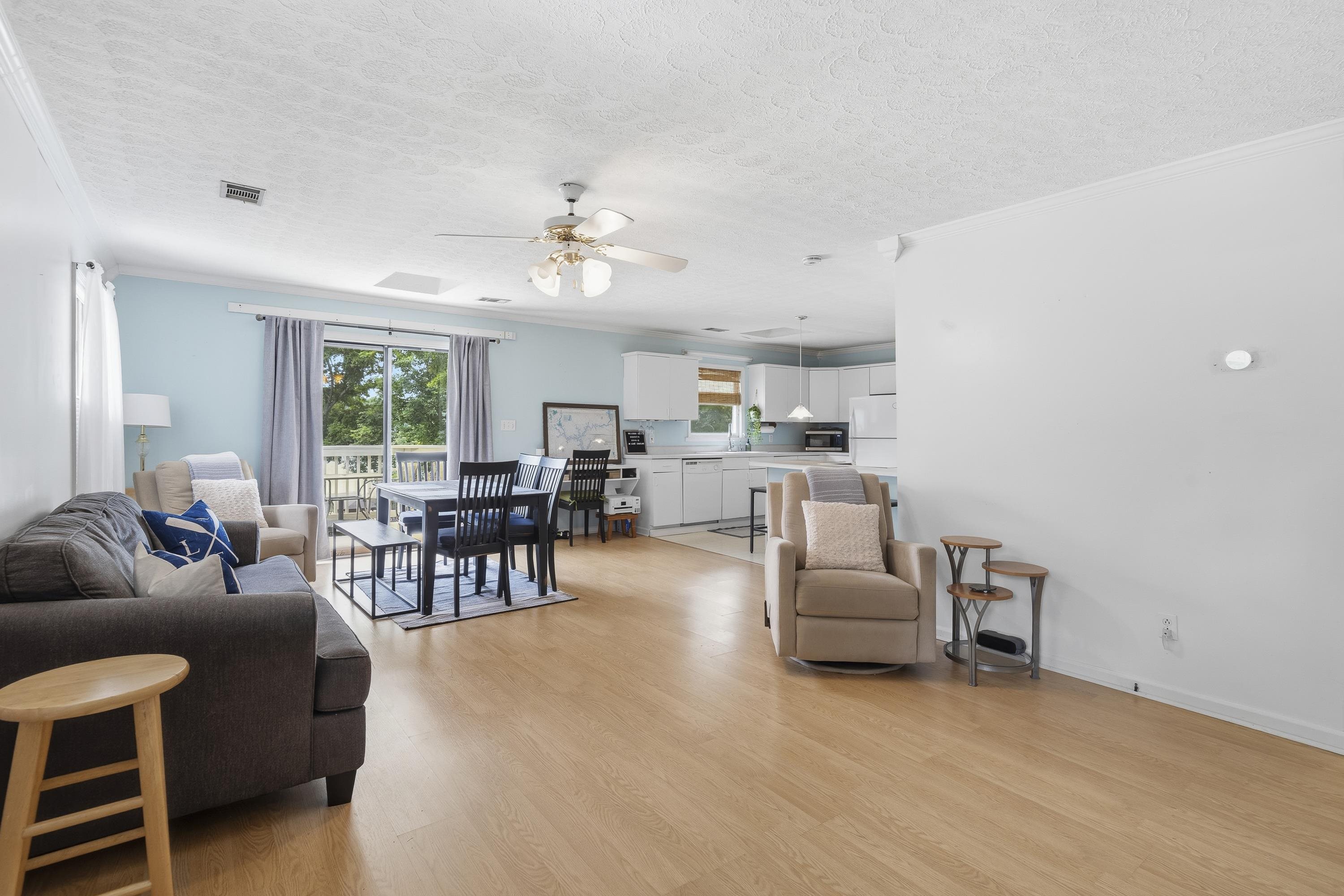 339 THOMAS DRIVE