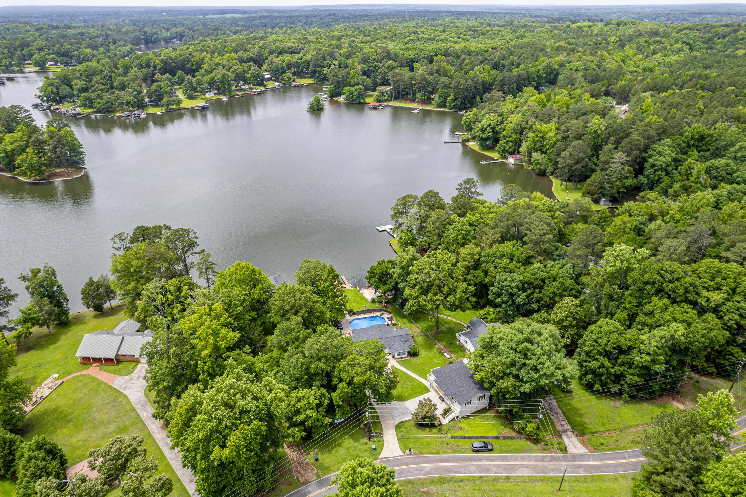339 THOMAS DRIVE