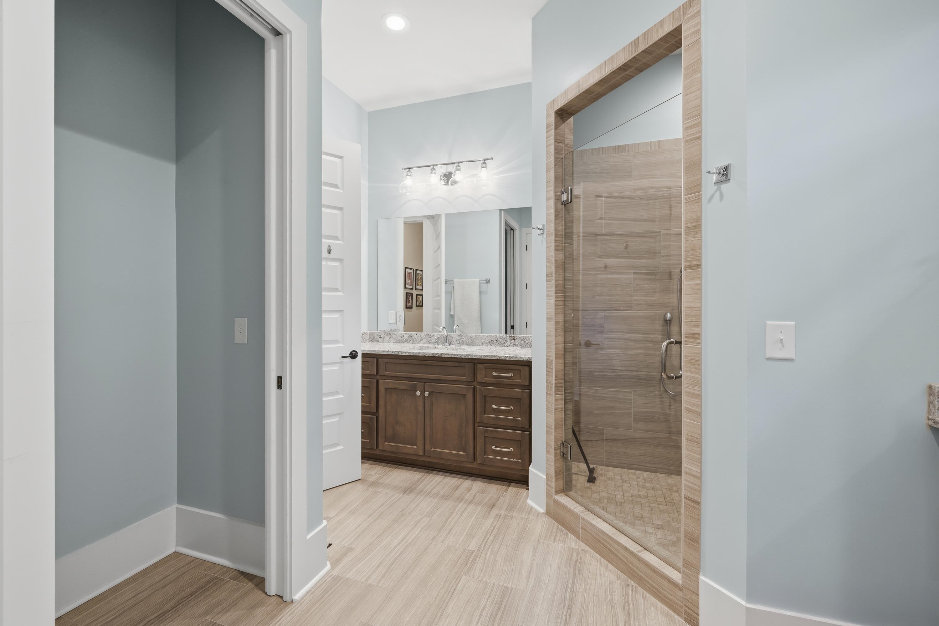 1240 WINGED FOOT DRIVE