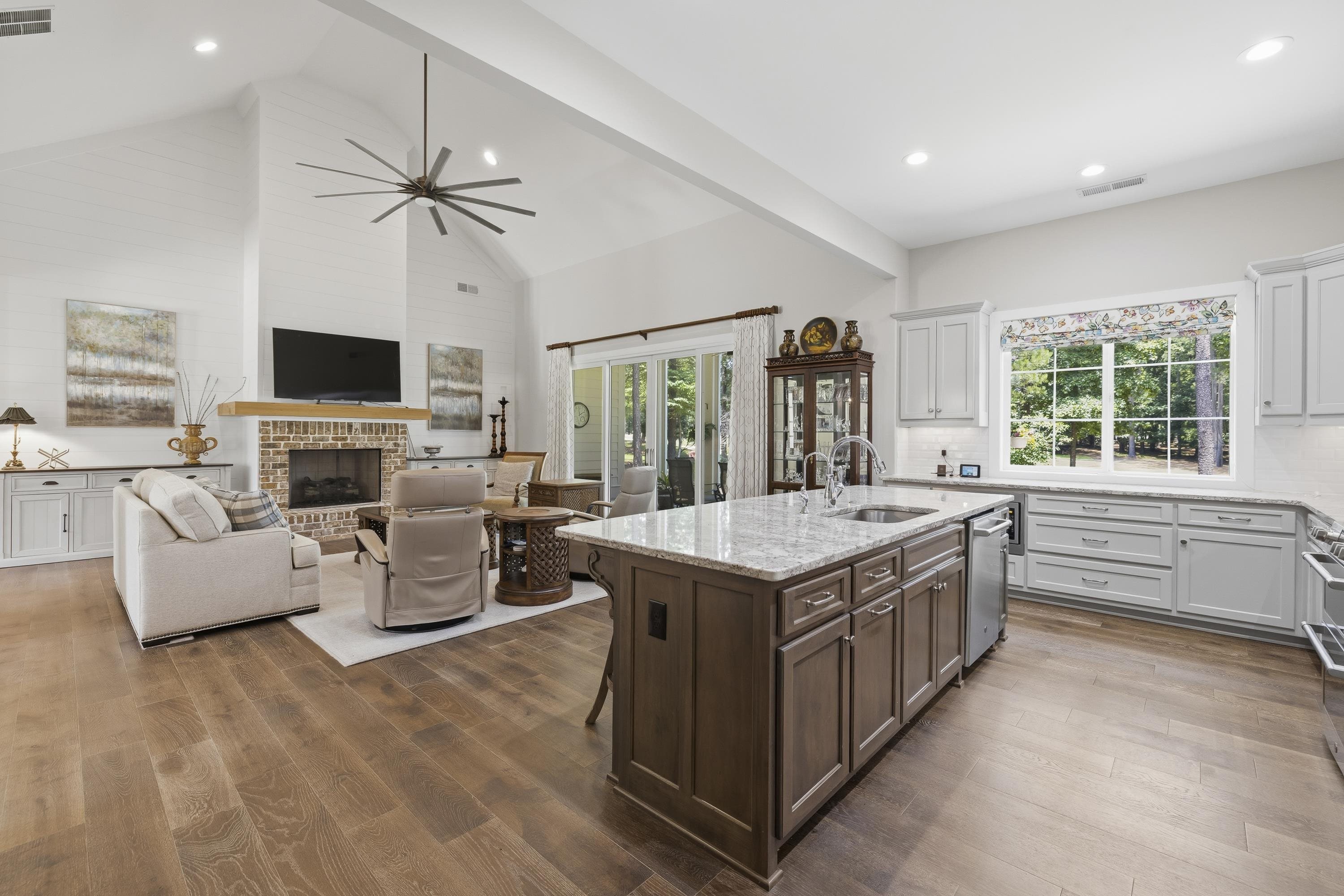 1240 WINGED FOOT DRIVE