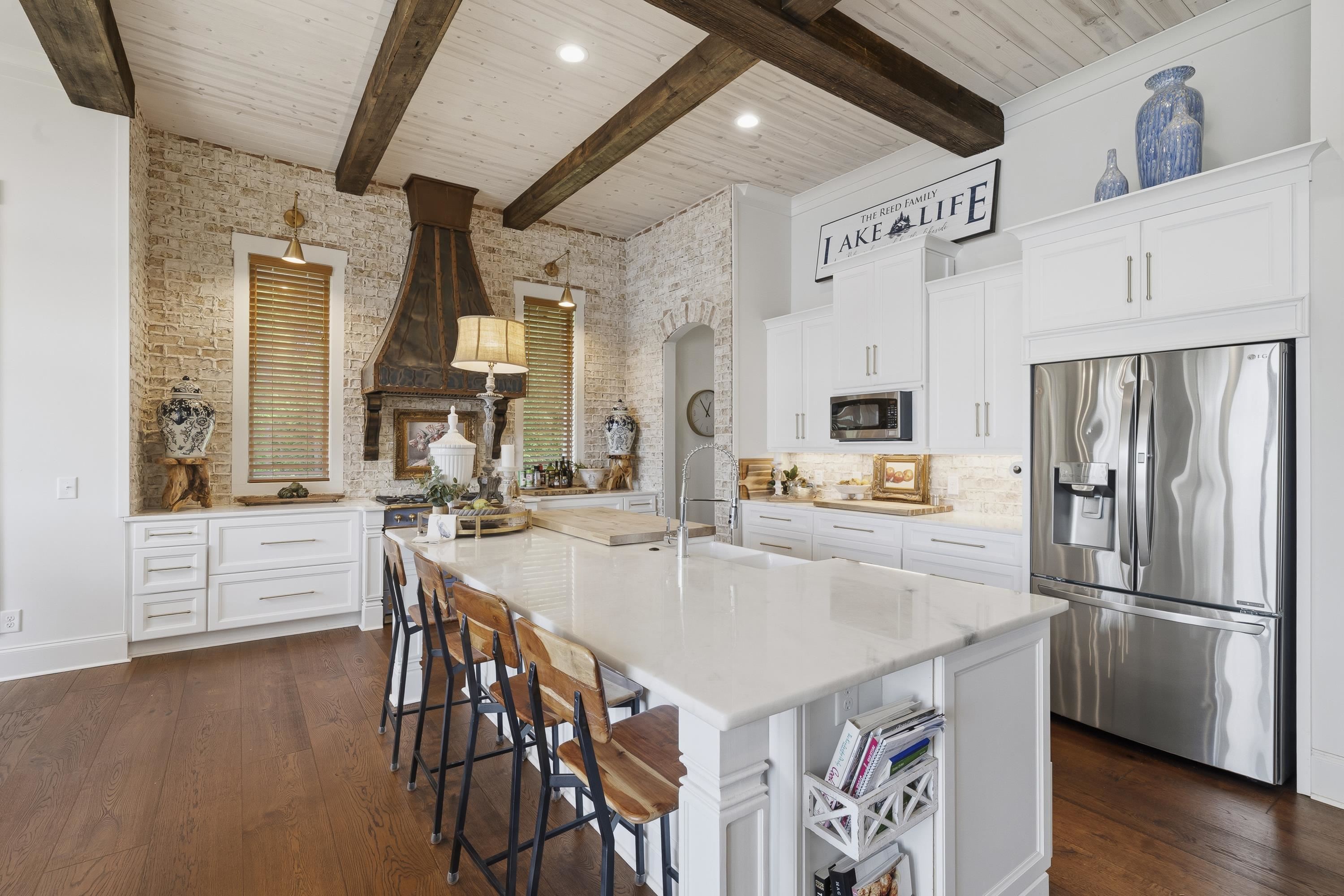 202 SINCLAIR ROAD