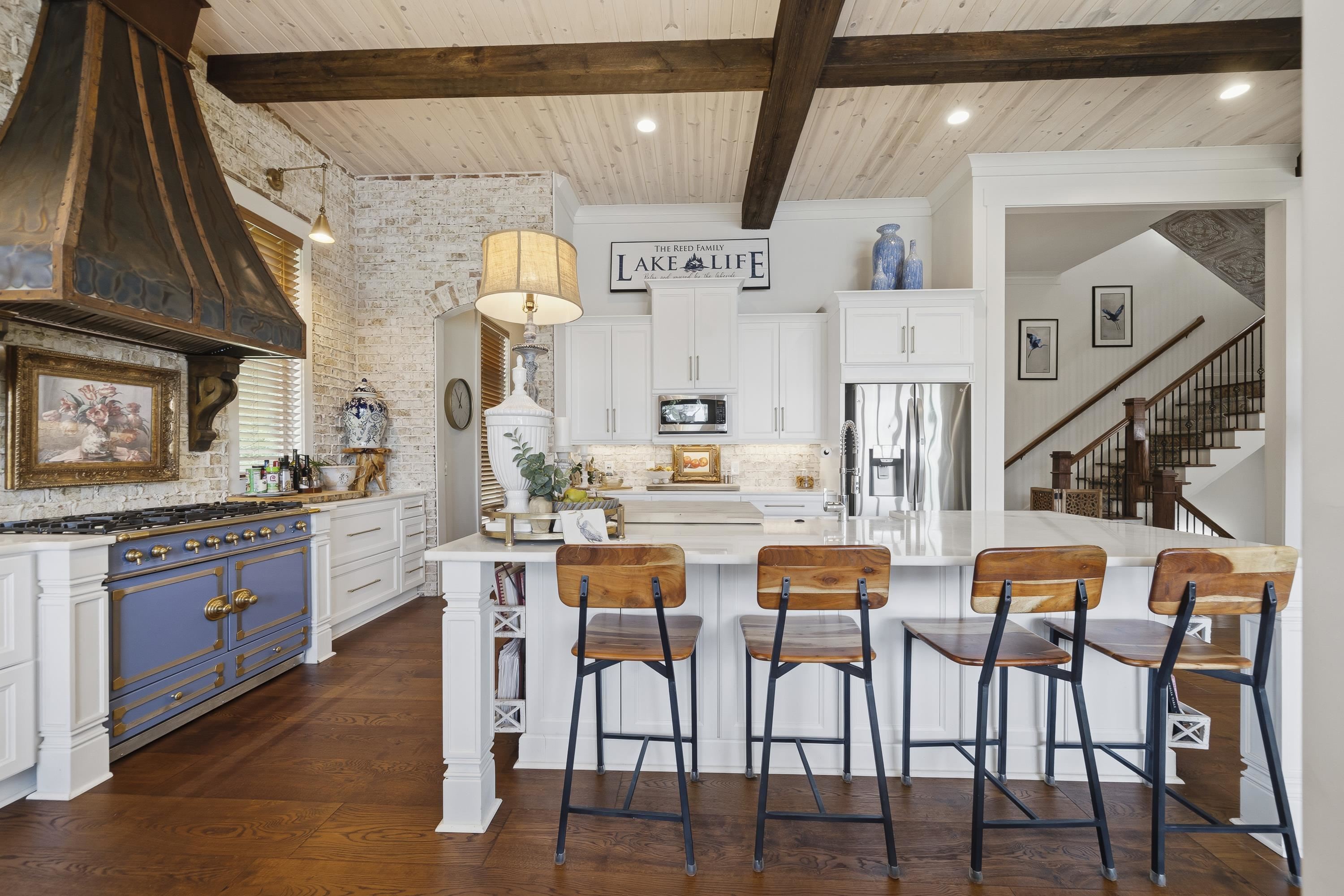 202 SINCLAIR ROAD