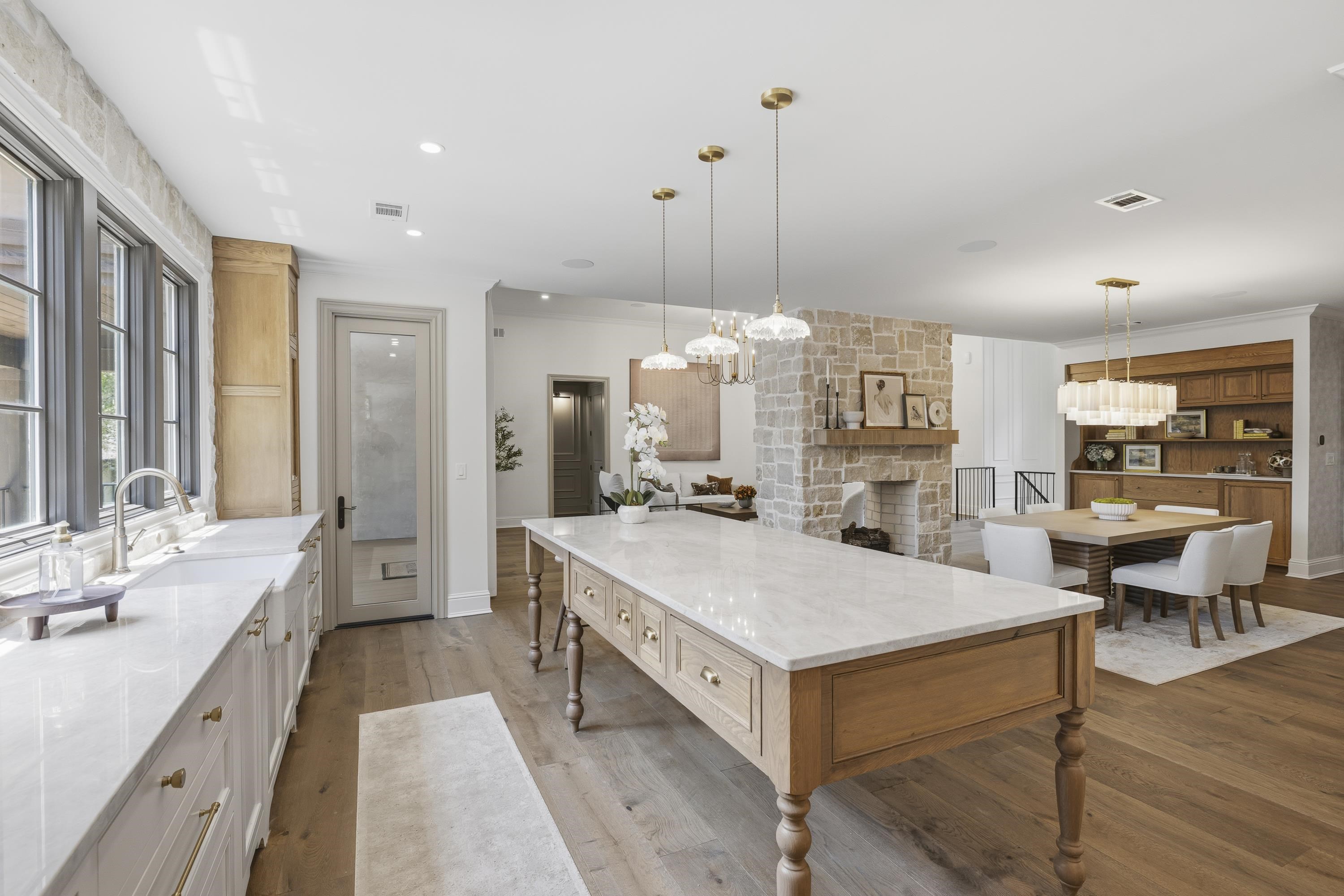 1420 ANCHOR BAY DRIVE