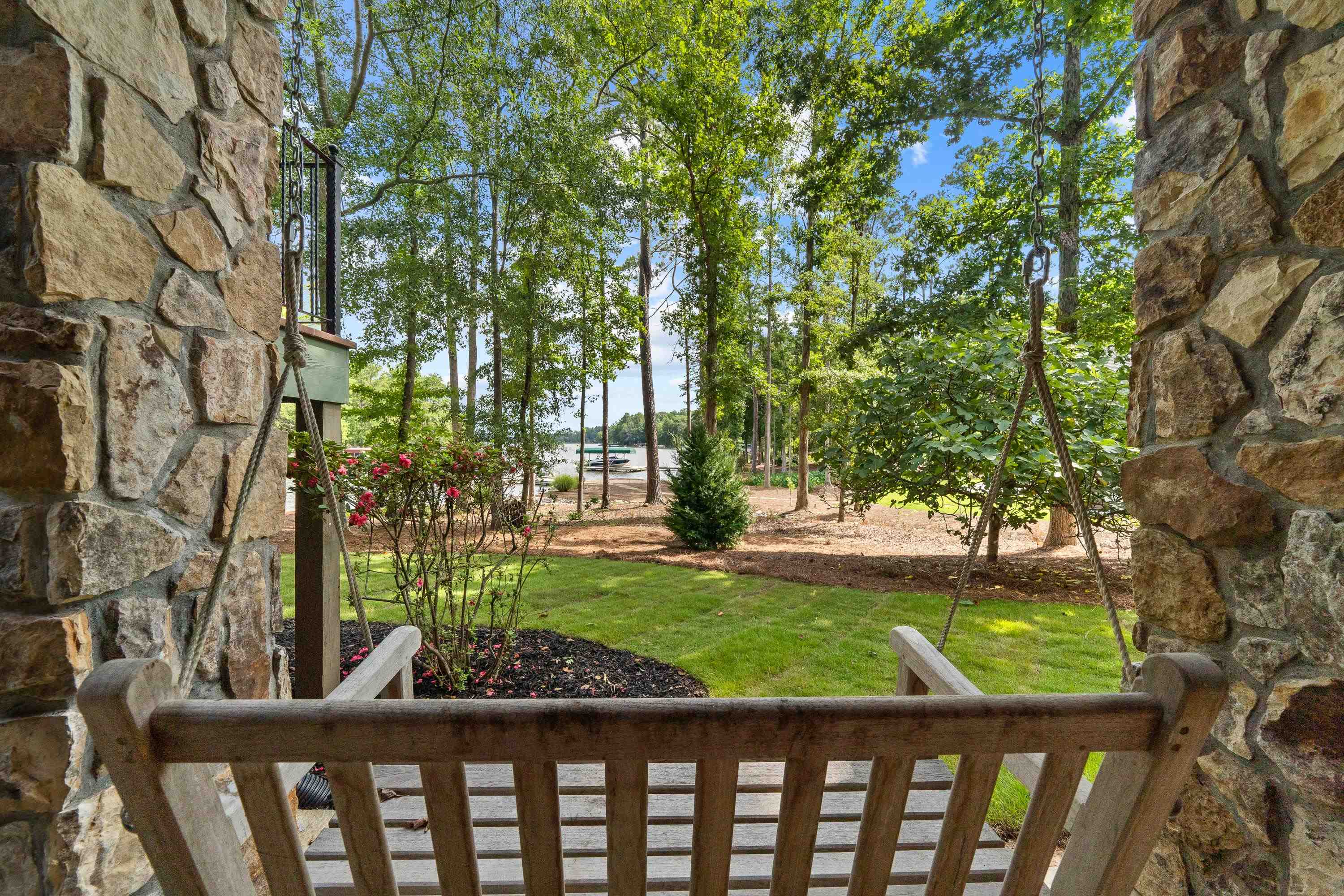 189 REYNOLDS DRIVE