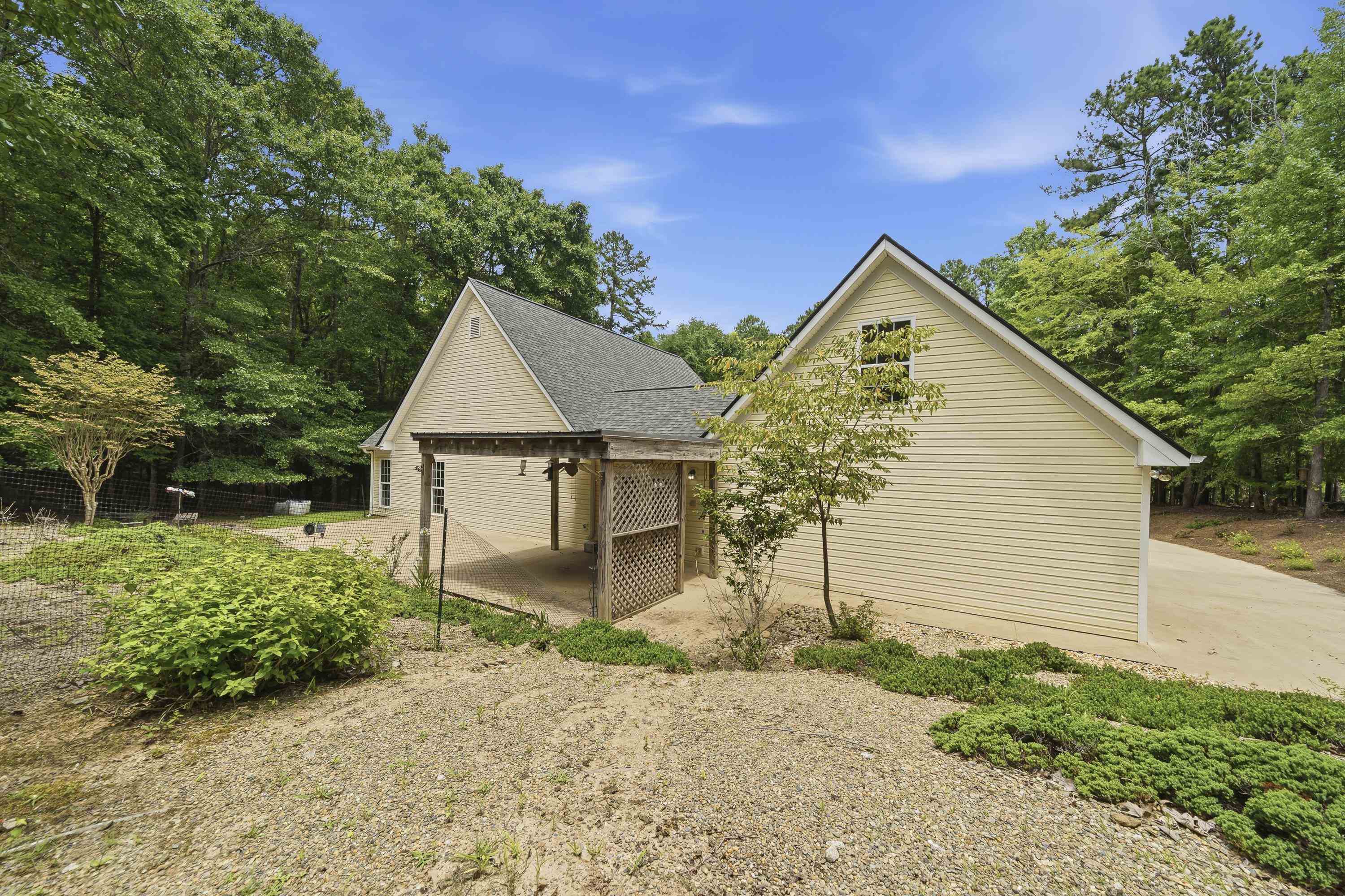 280 E RIVERBEND DRIVE