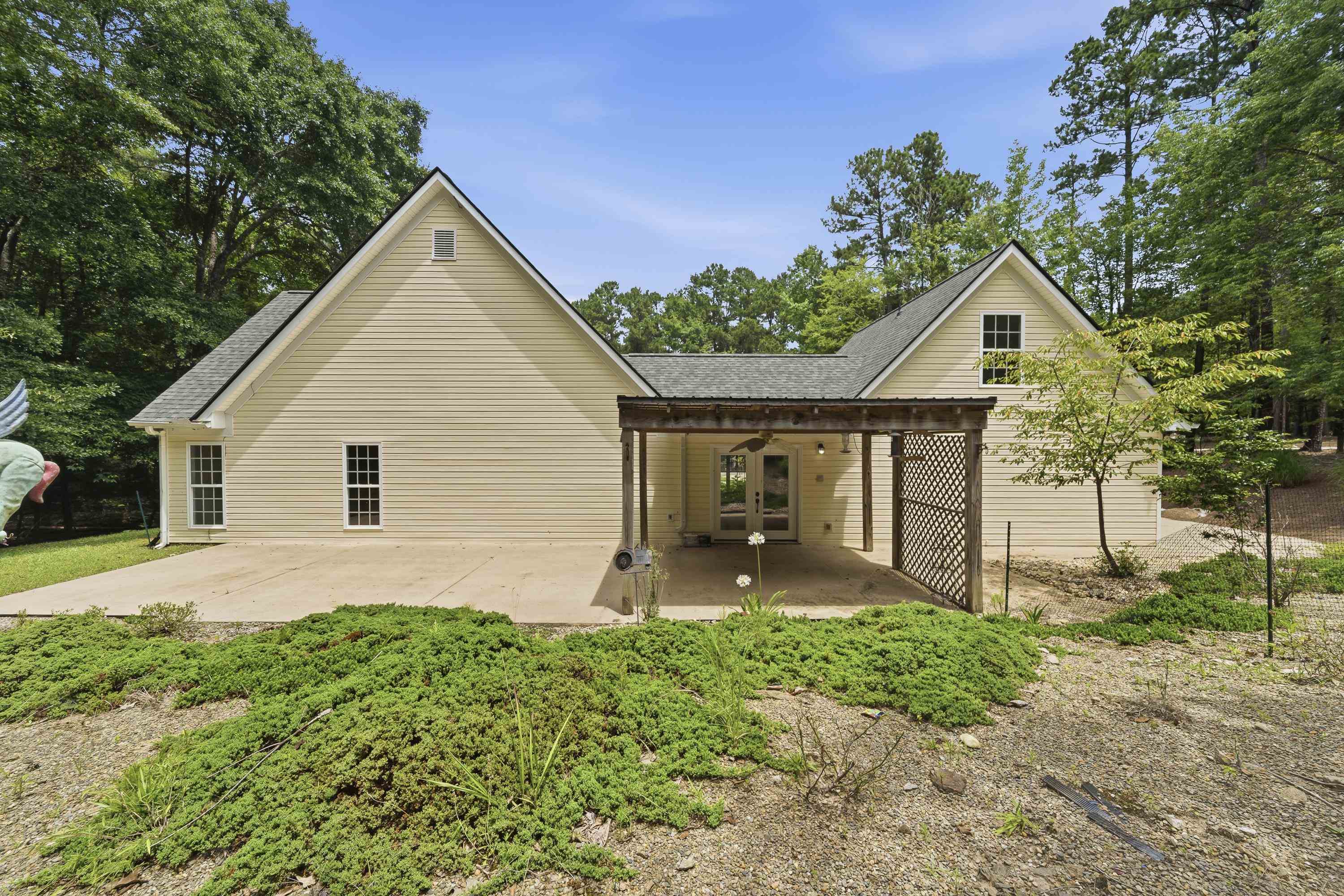 280 E RIVERBEND DRIVE