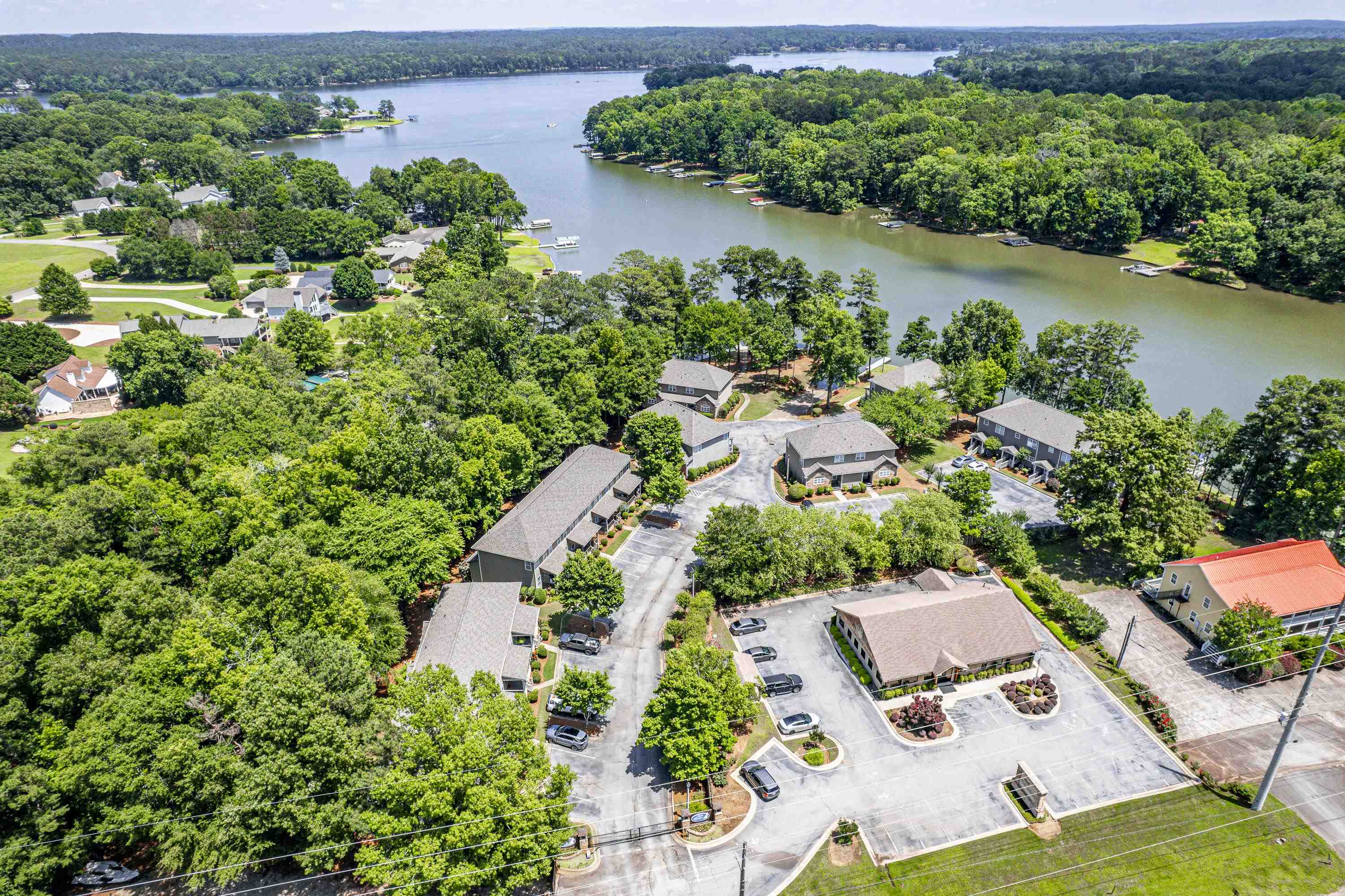 101 PORT LAZ LANE
