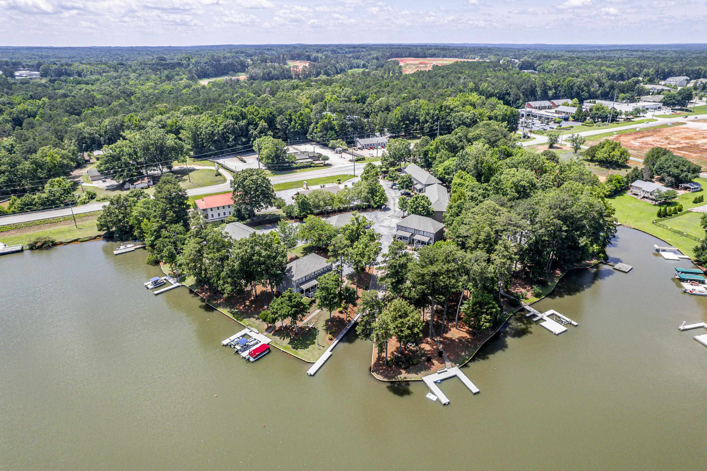 101 PORT LAZ LANE