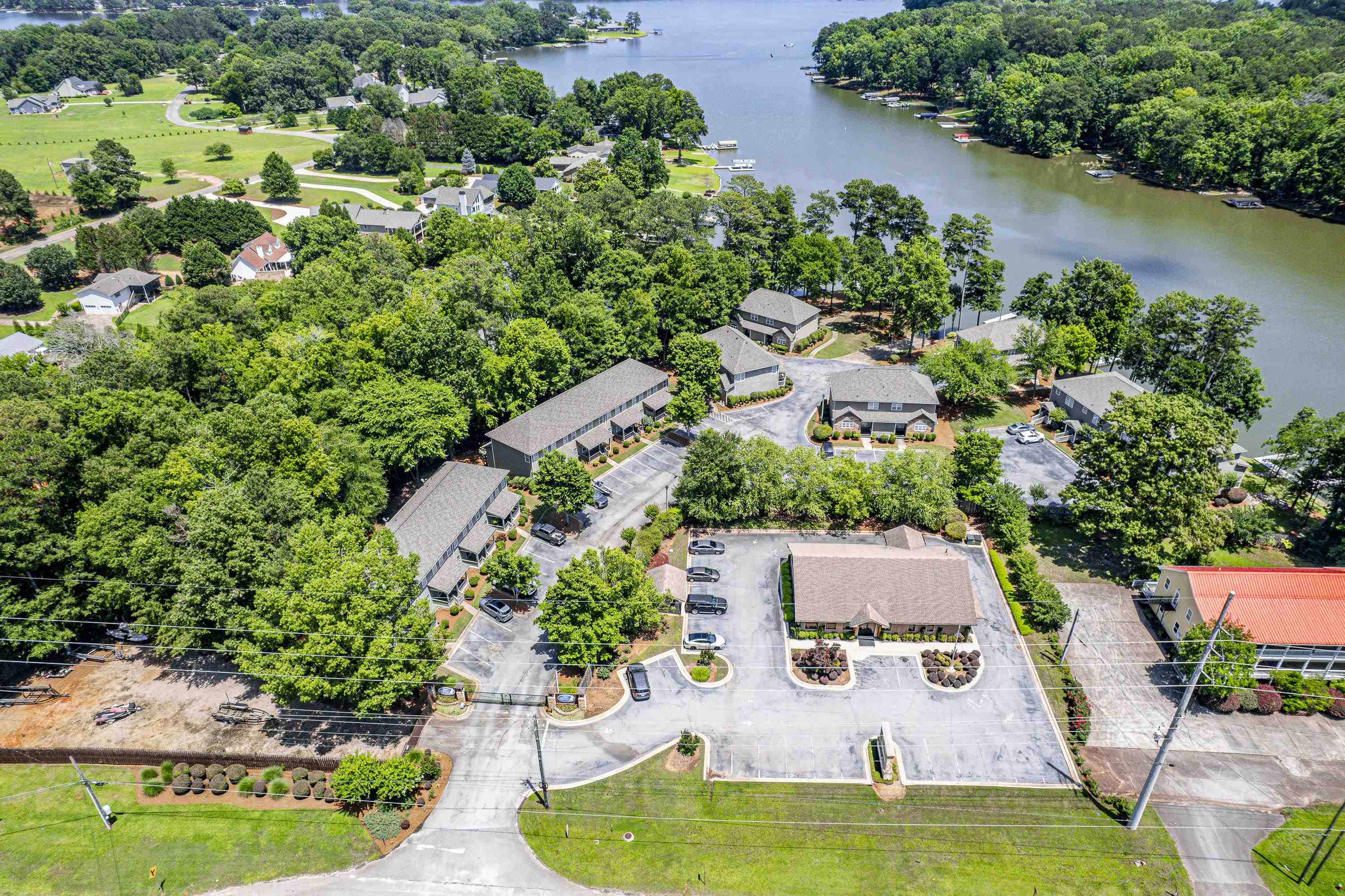 101 PORT LAZ LANE
