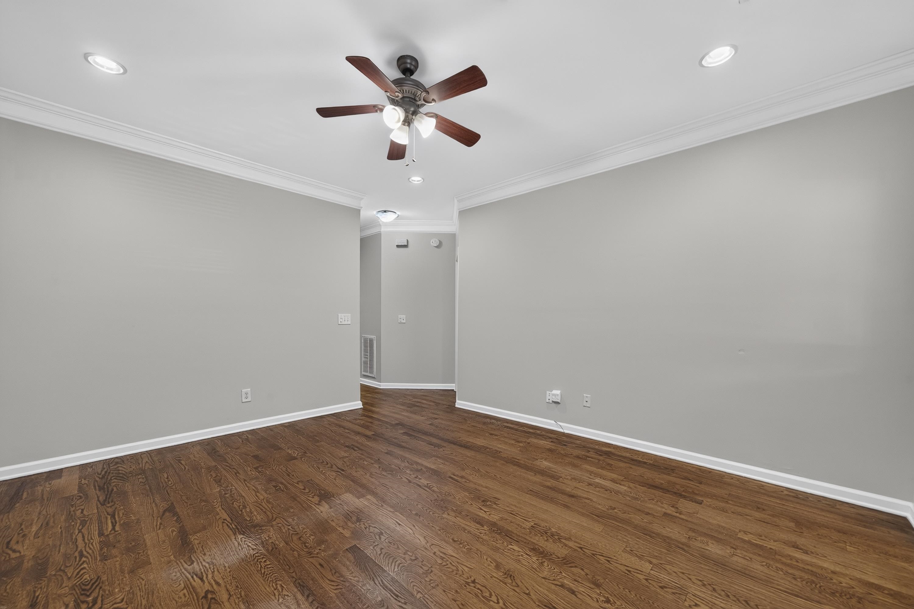 101 PORT LAZ LANE