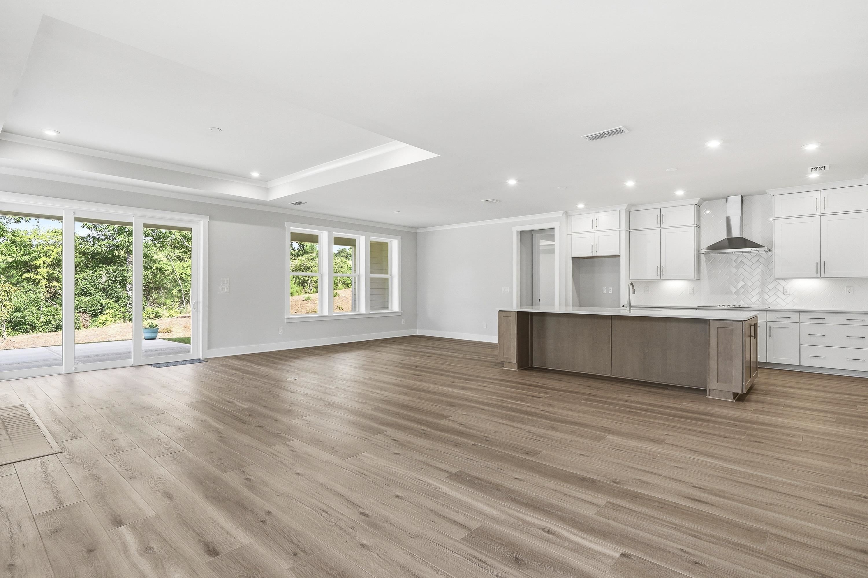 1403 CANOE DRIVE