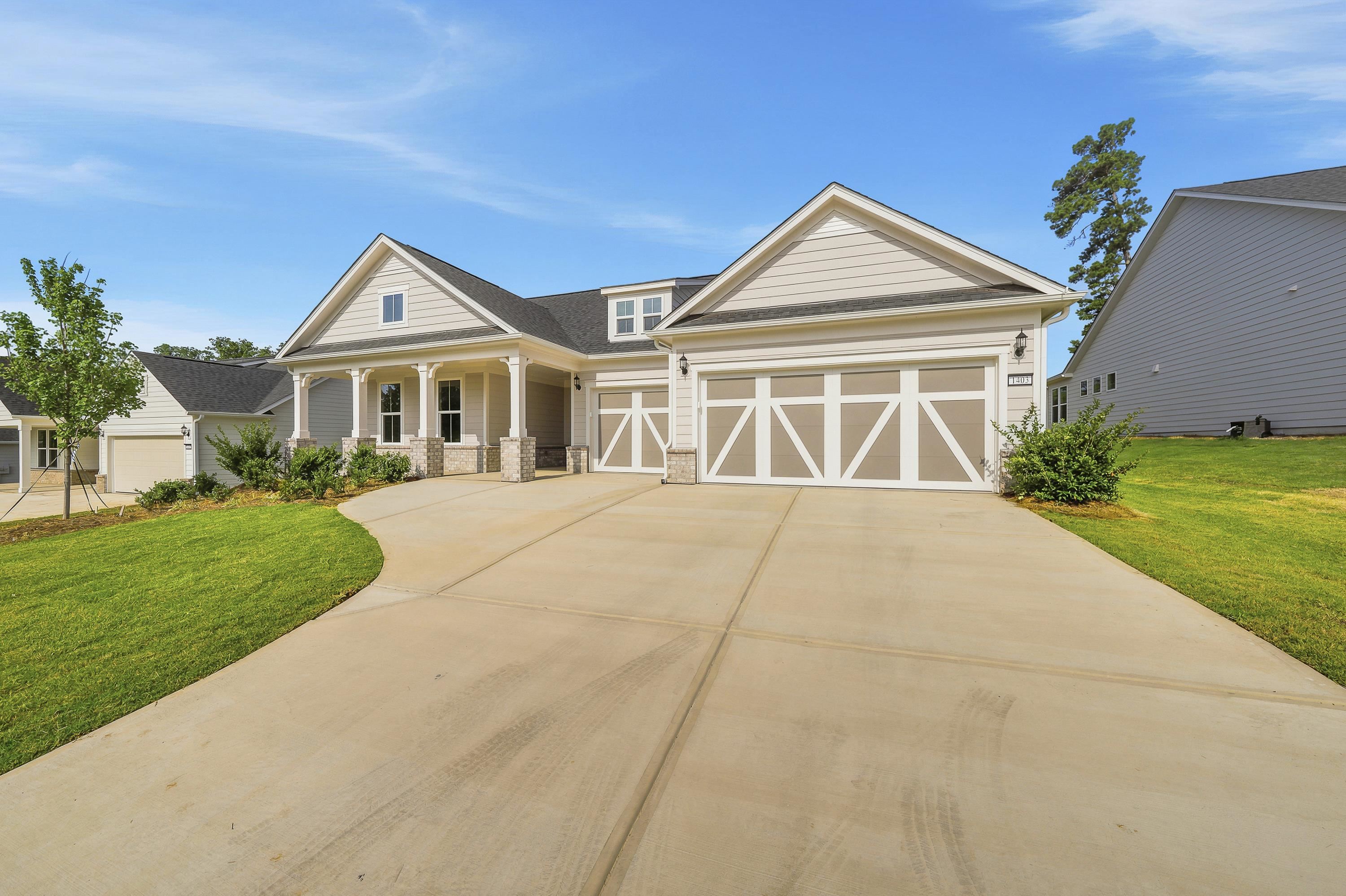 1403 CANOE DRIVE