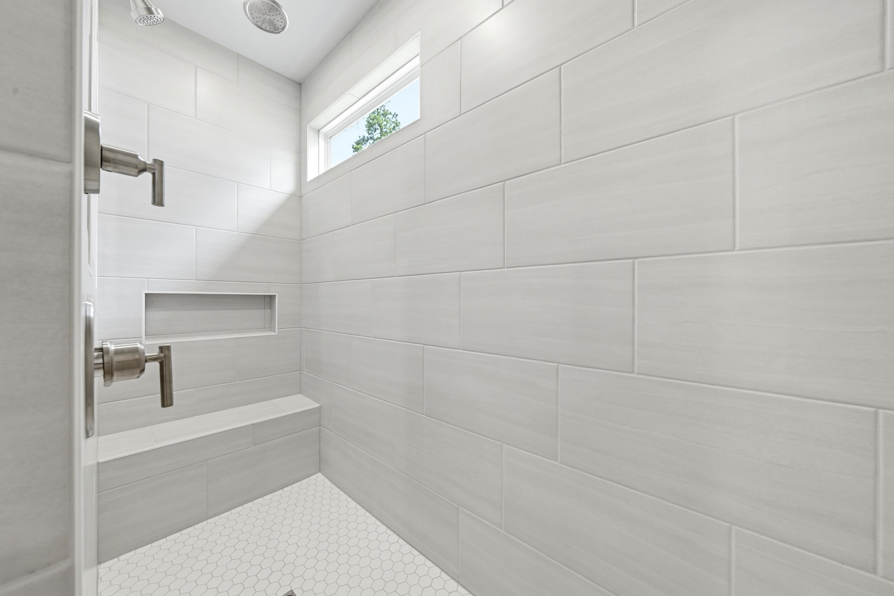 1403 CANOE DRIVE