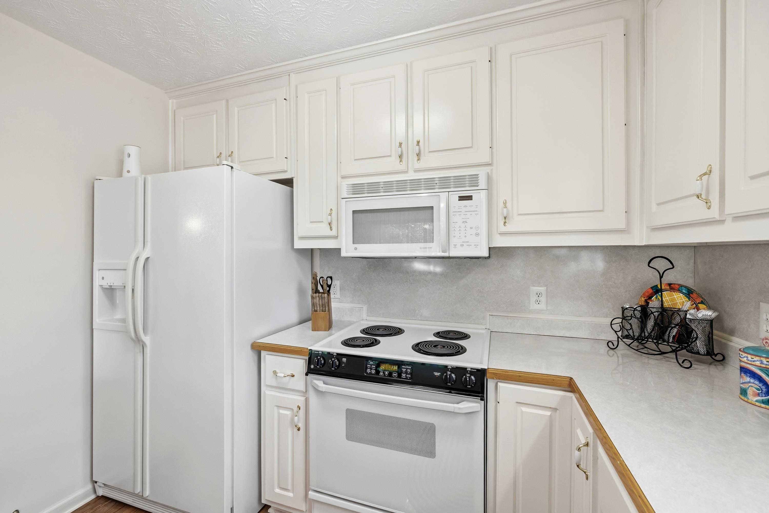 198 WINDING RIVER ROAD