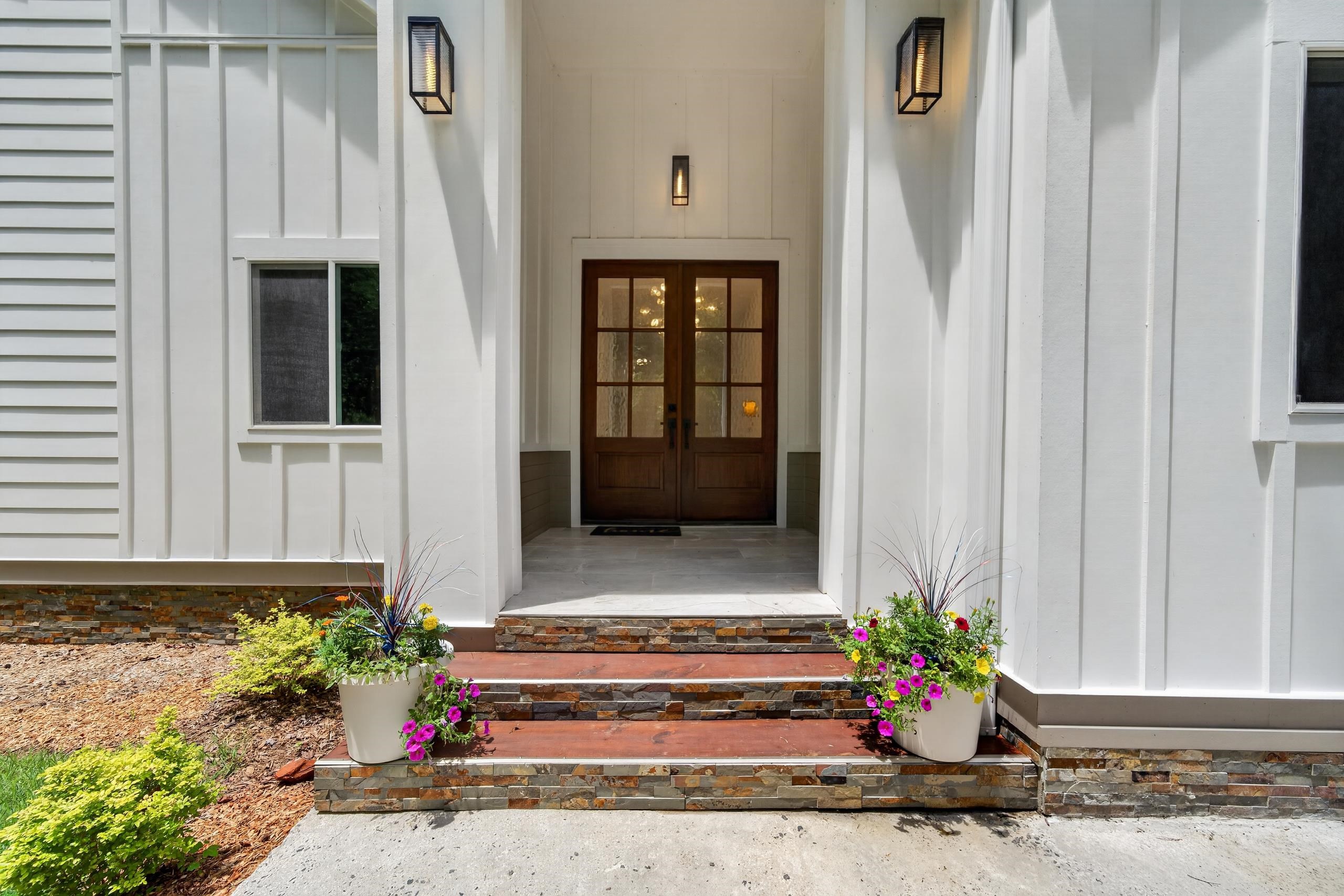101 WILLOW COVE