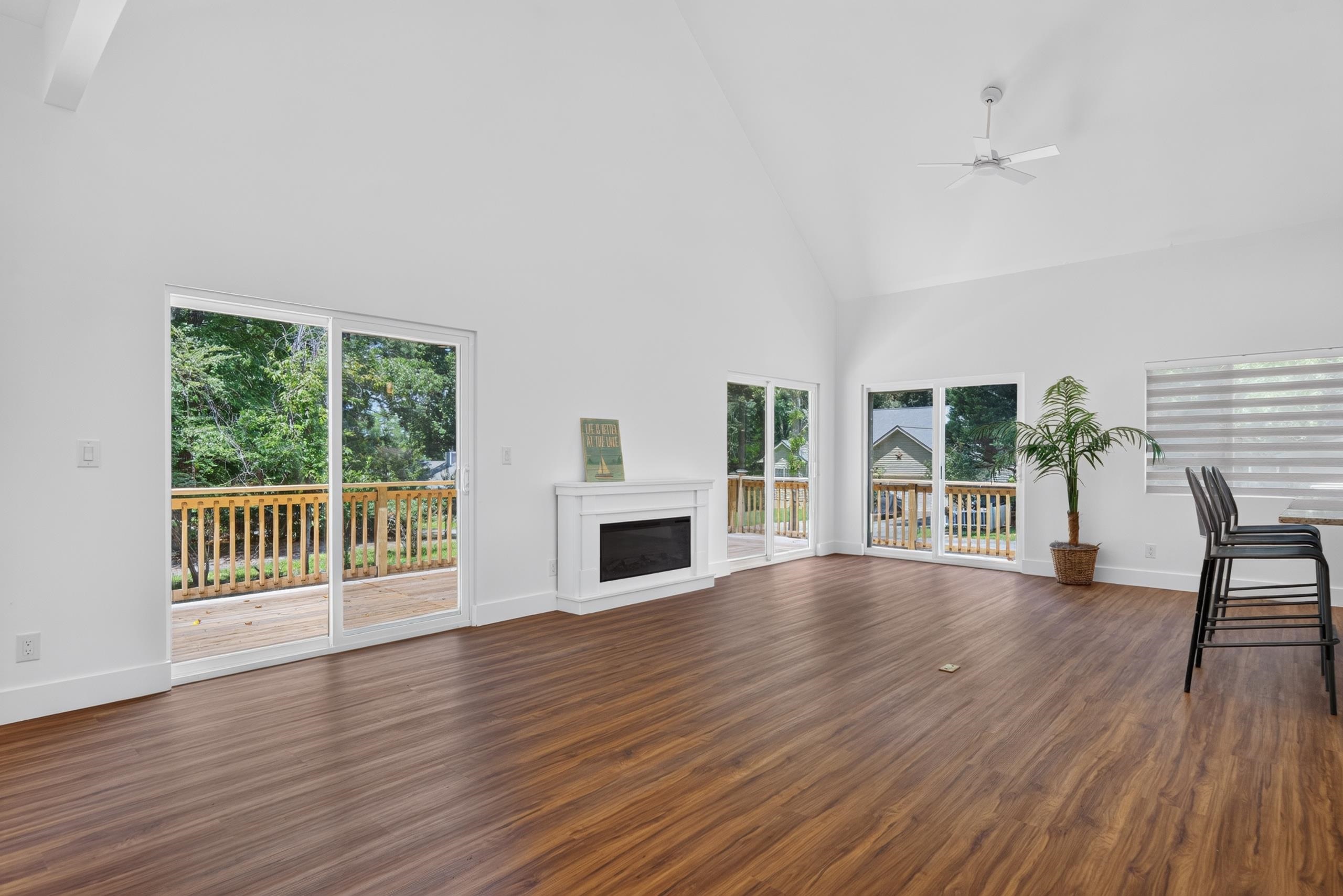 101 WILLOW COVE