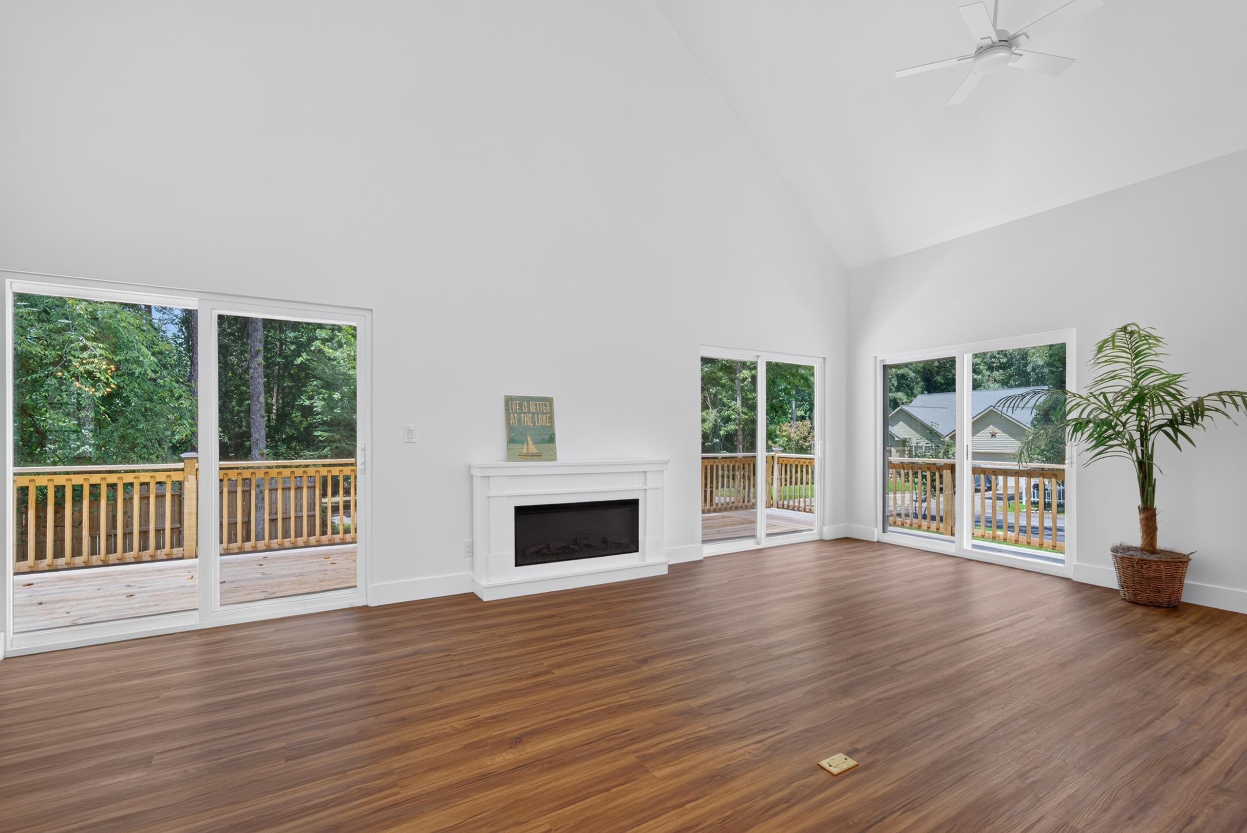 101 WILLOW COVE