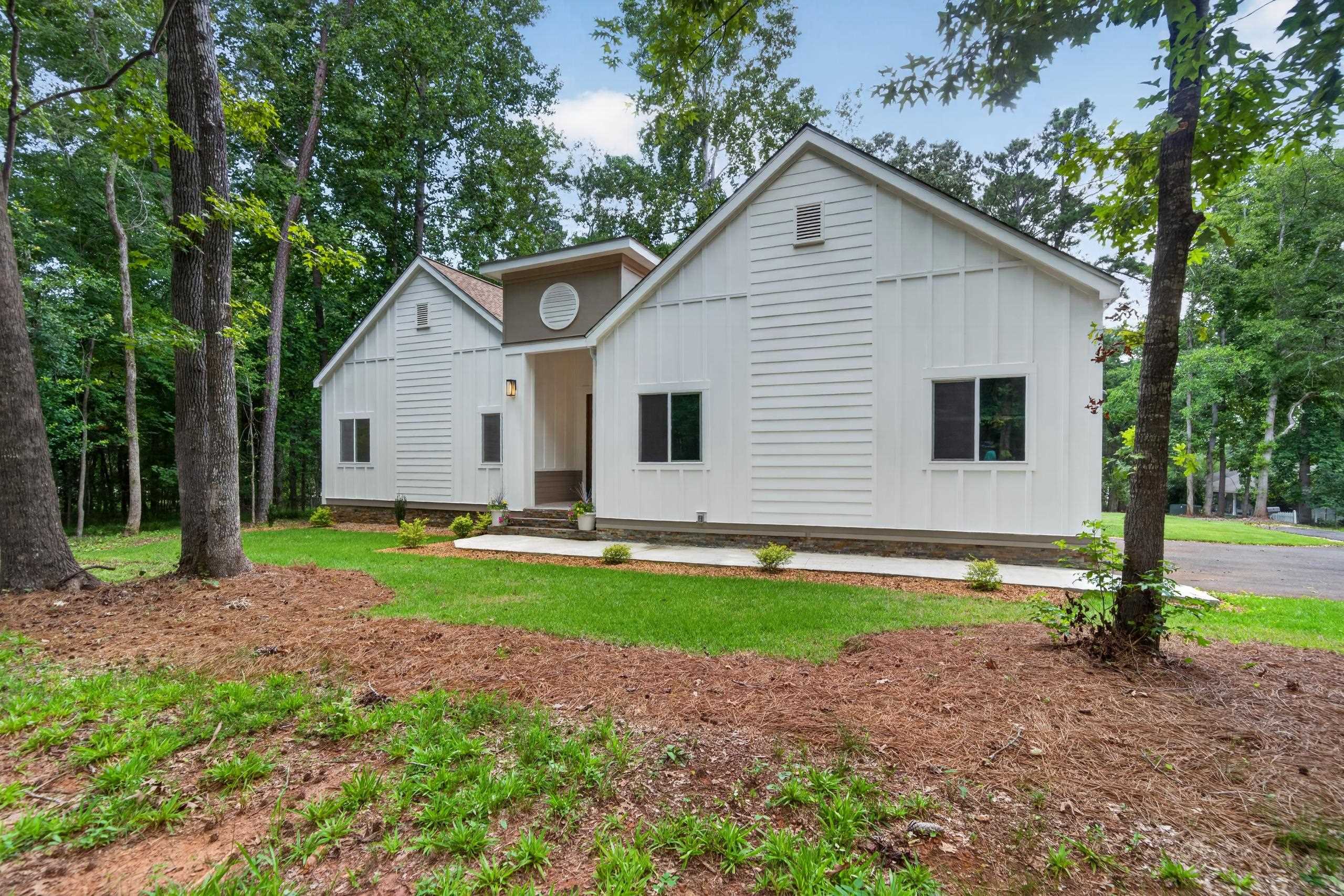 101 WILLOW COVE