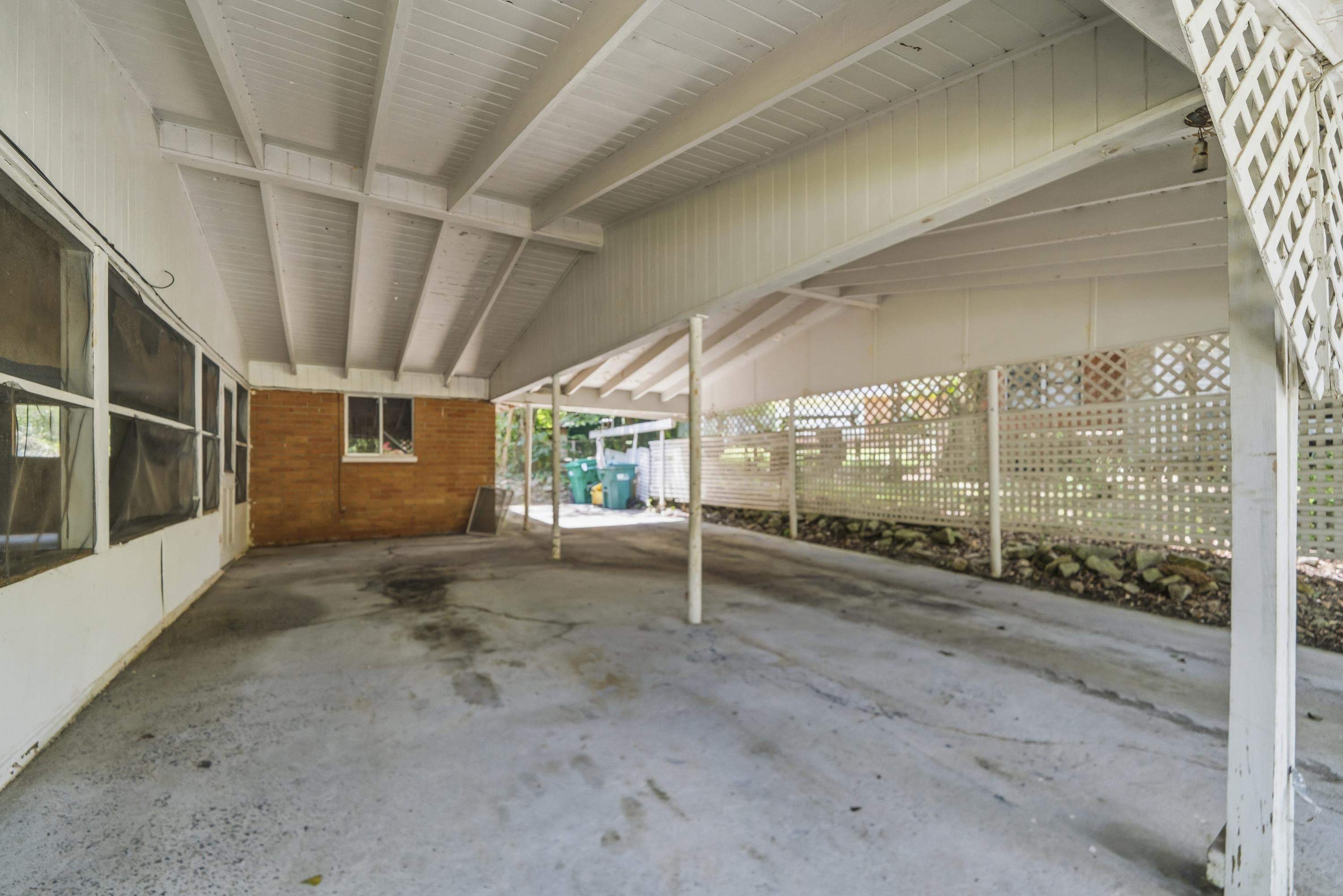 251 PINE AVENUE