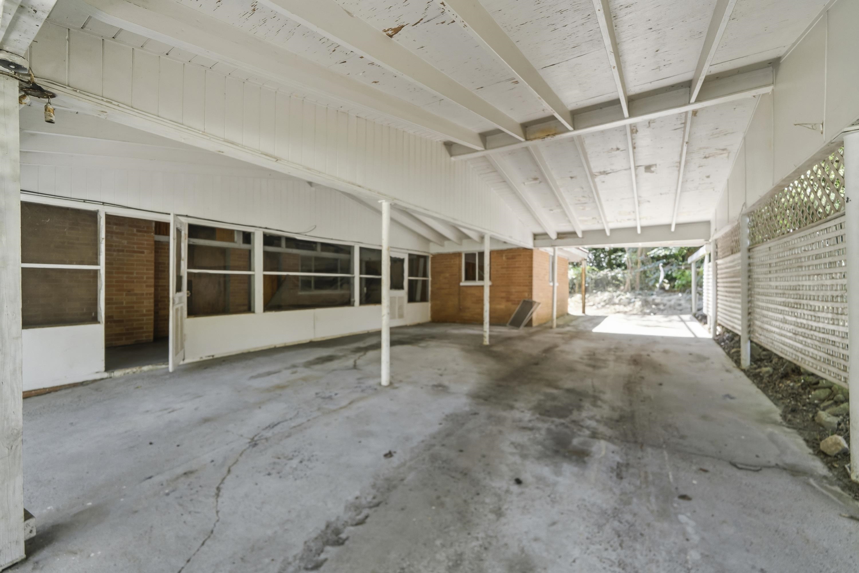 251 PINE AVENUE