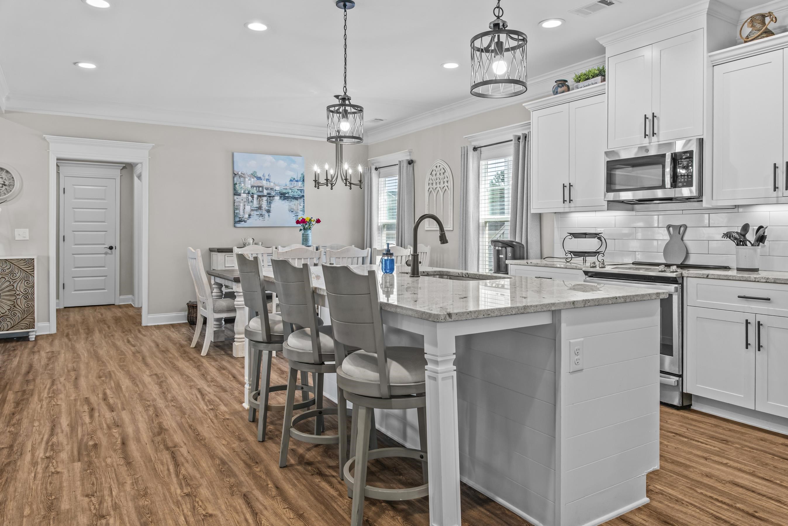 1540 CARRIAGE RIDGE DRIVE