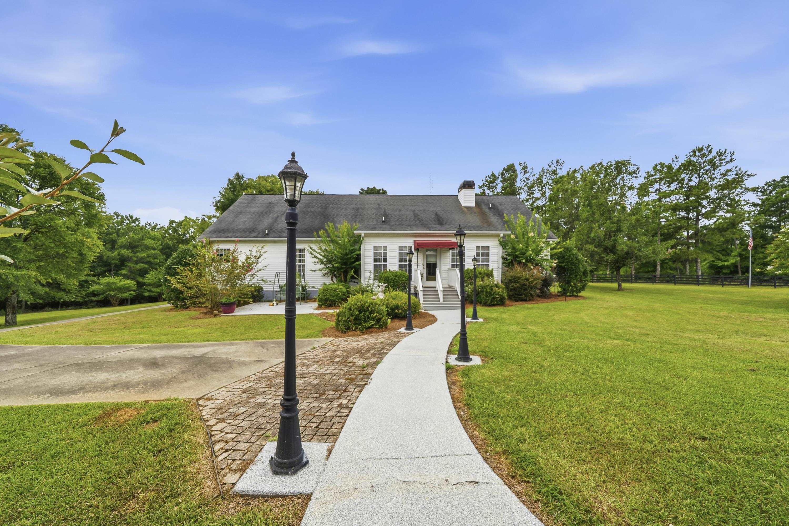 1062 GODFREY ROAD
