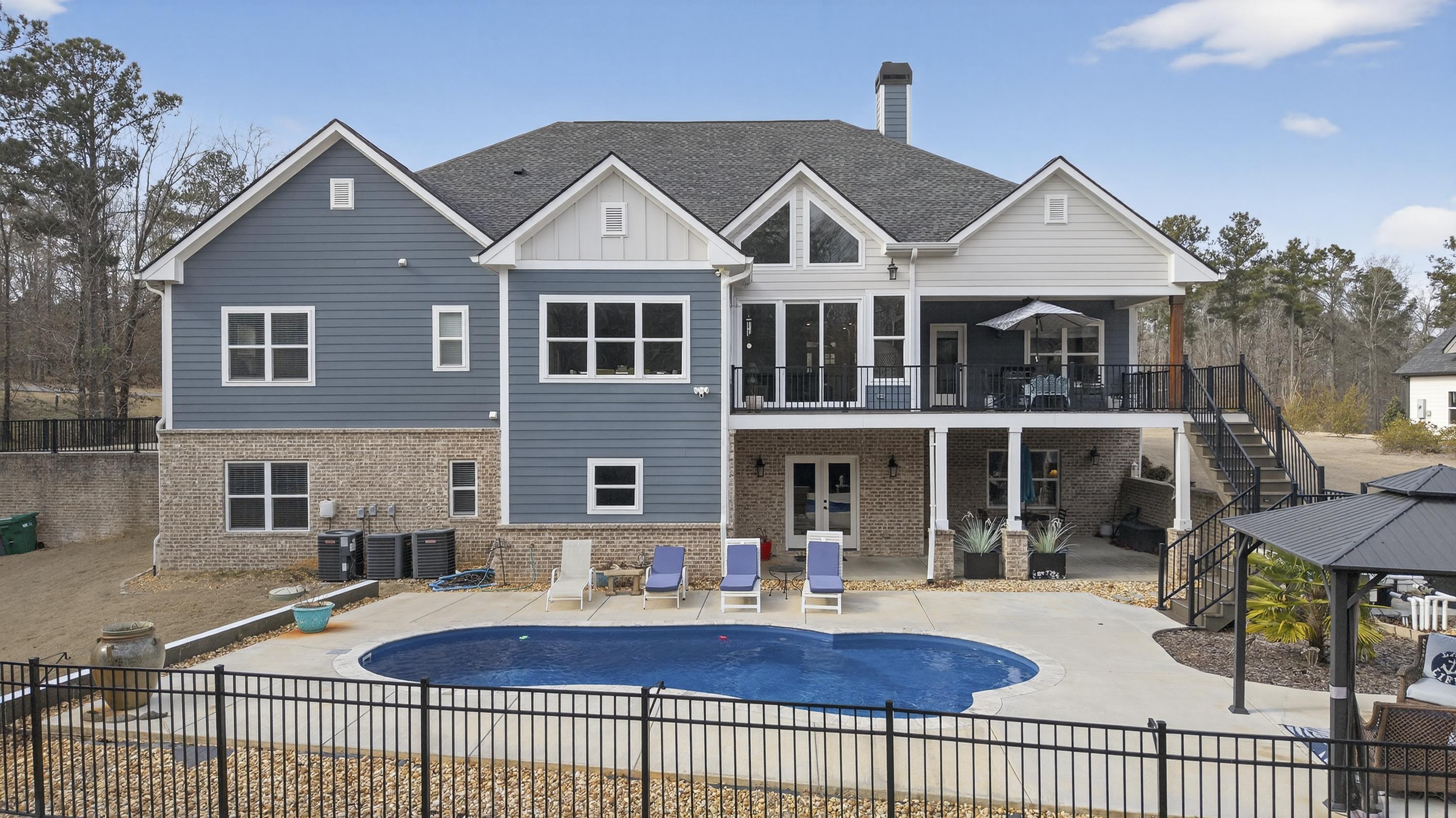 122 HARMONY BAY DRIVE