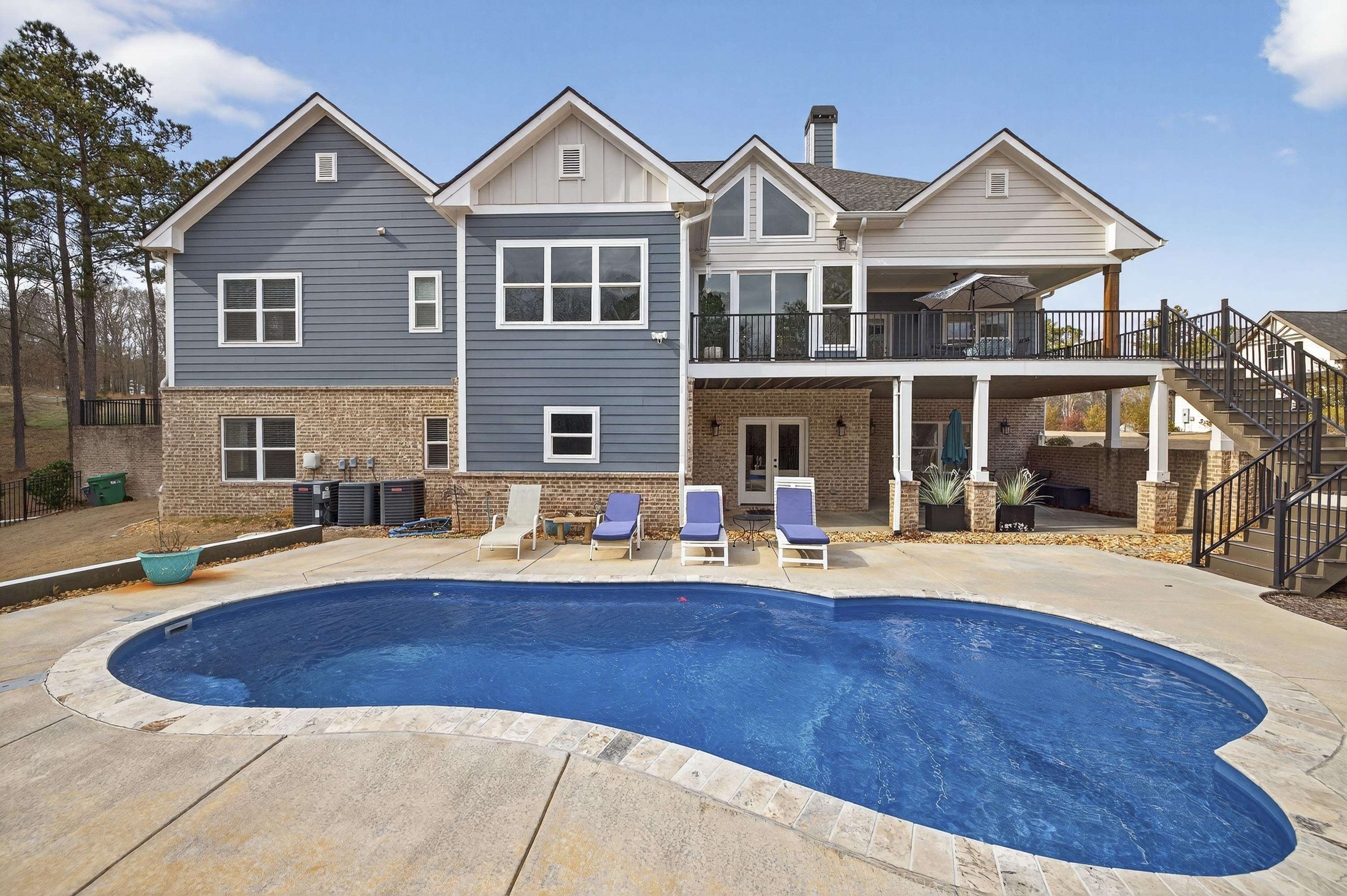 122 HARMONY BAY DRIVE
