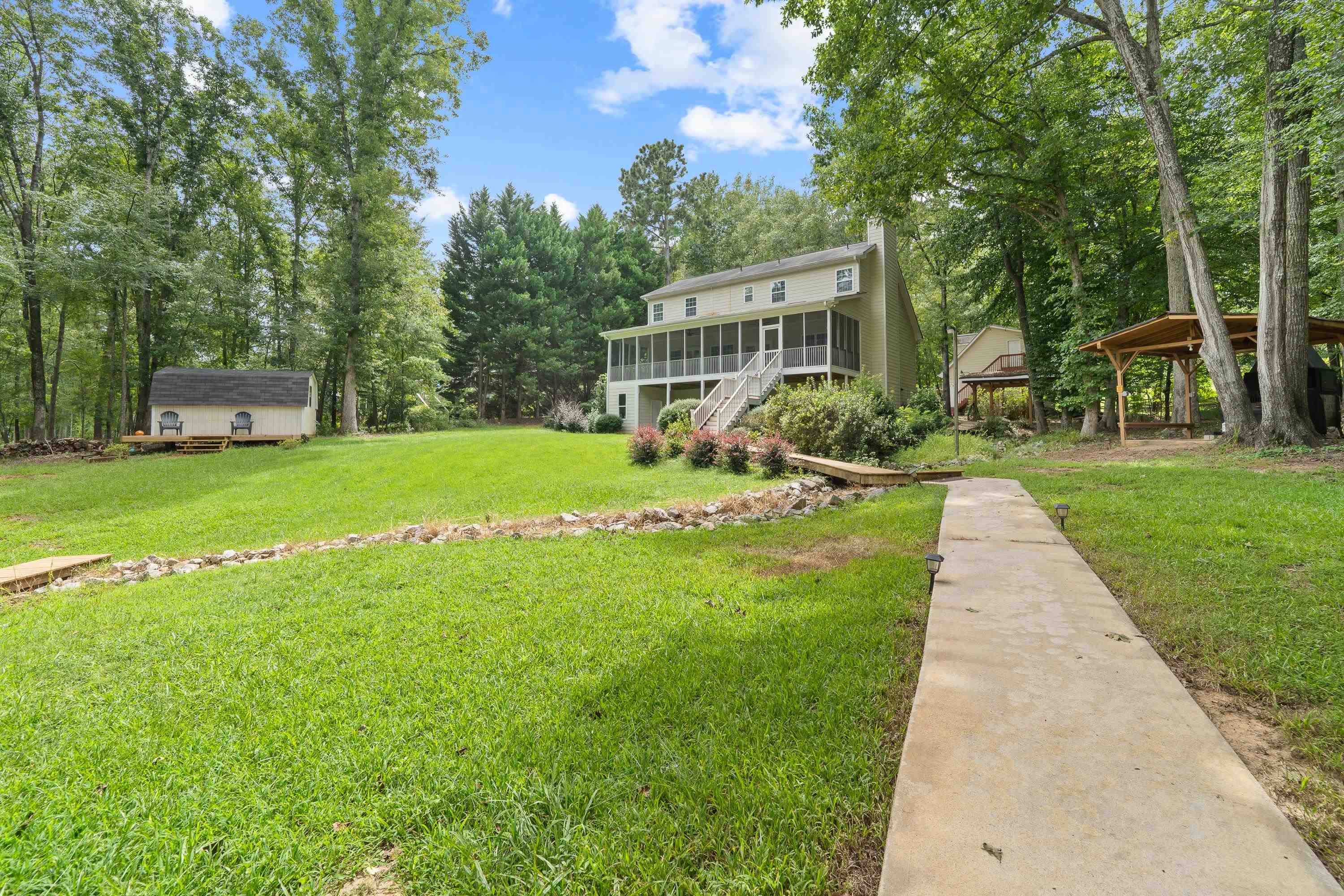 536 RIVERLAKE DRIVE